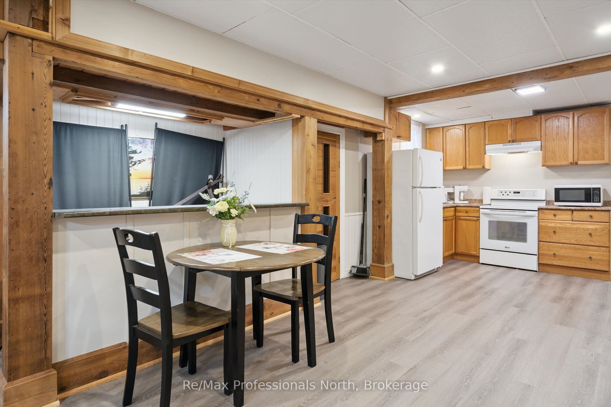 1695-1703 Winhara Road Property Photo 24