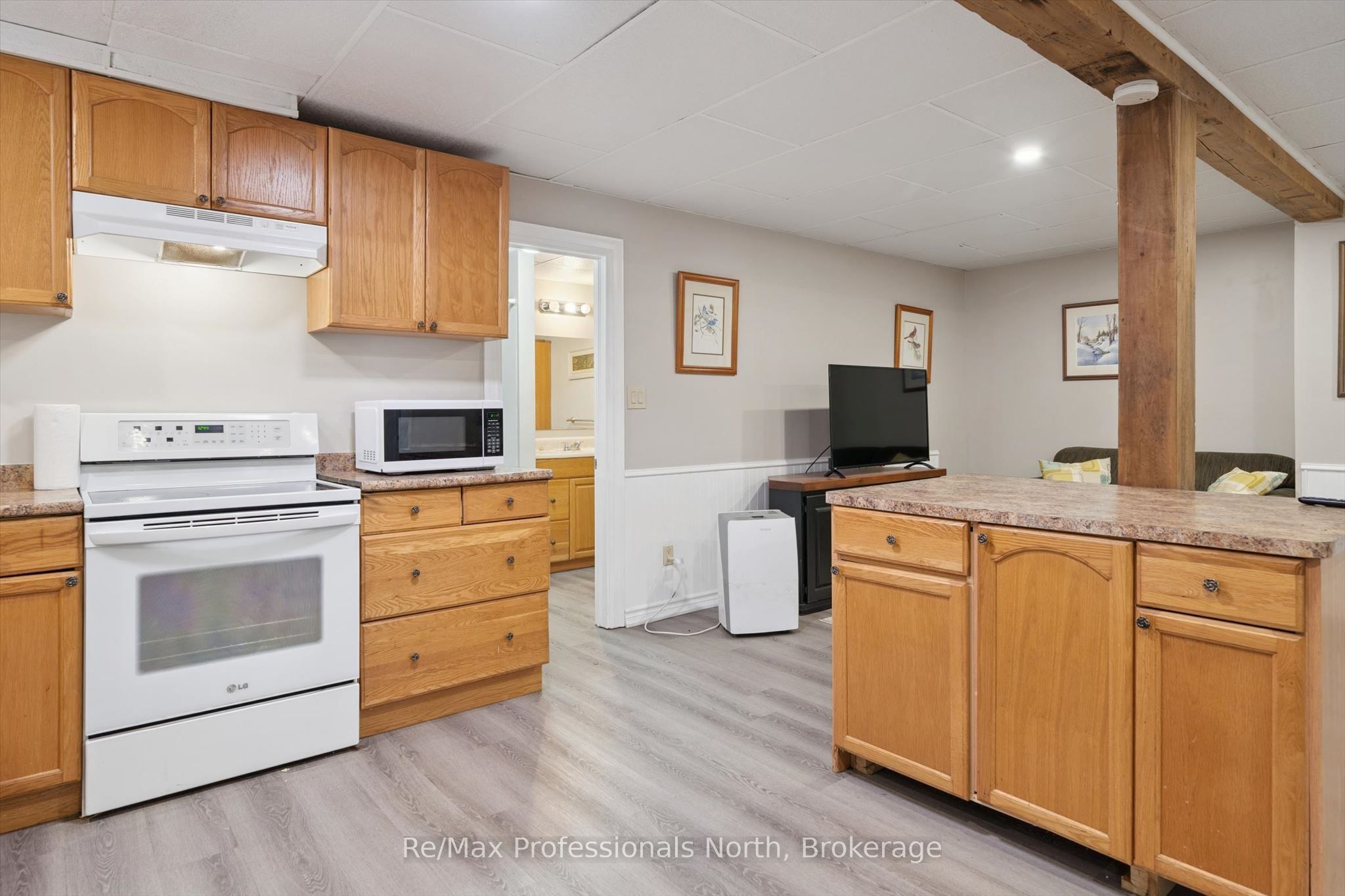 1695-1703 Winhara Road Property Photo 26