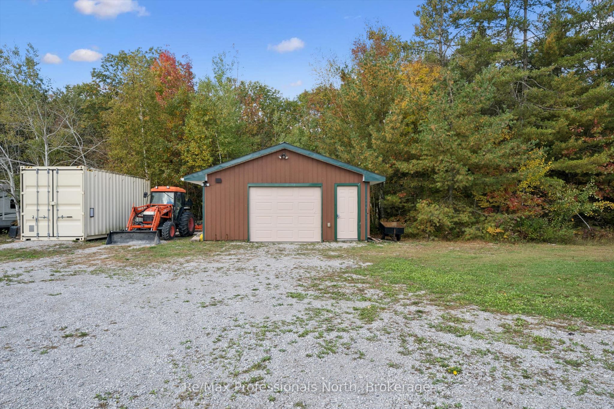 1695-1703 Winhara Road Property Photo 44