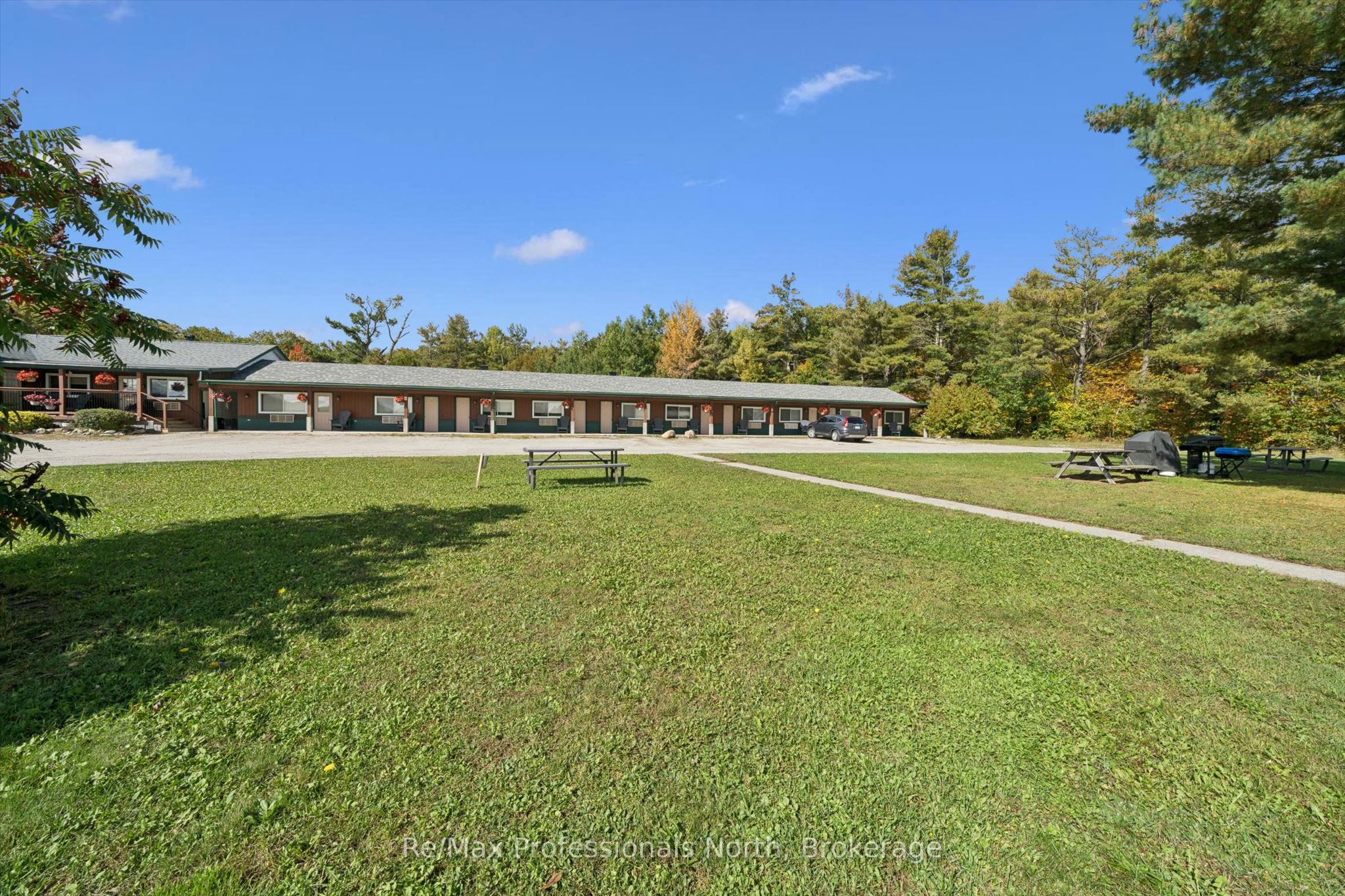 1695-1703 Winhara Road Property Photo 47