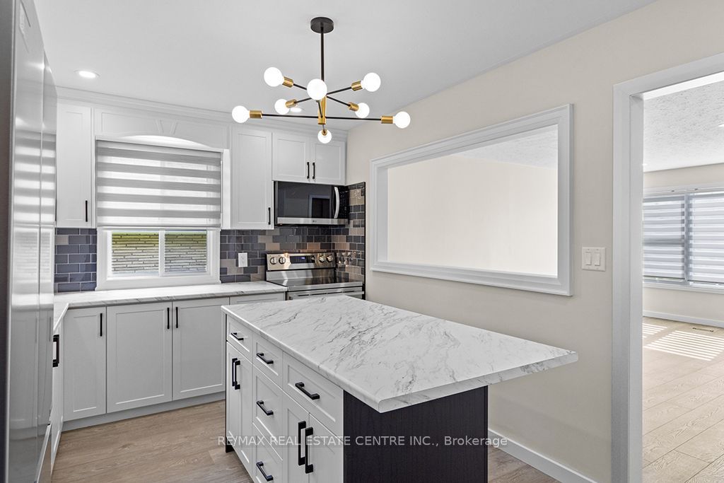 1030 Yonge Street S Property Photo 5