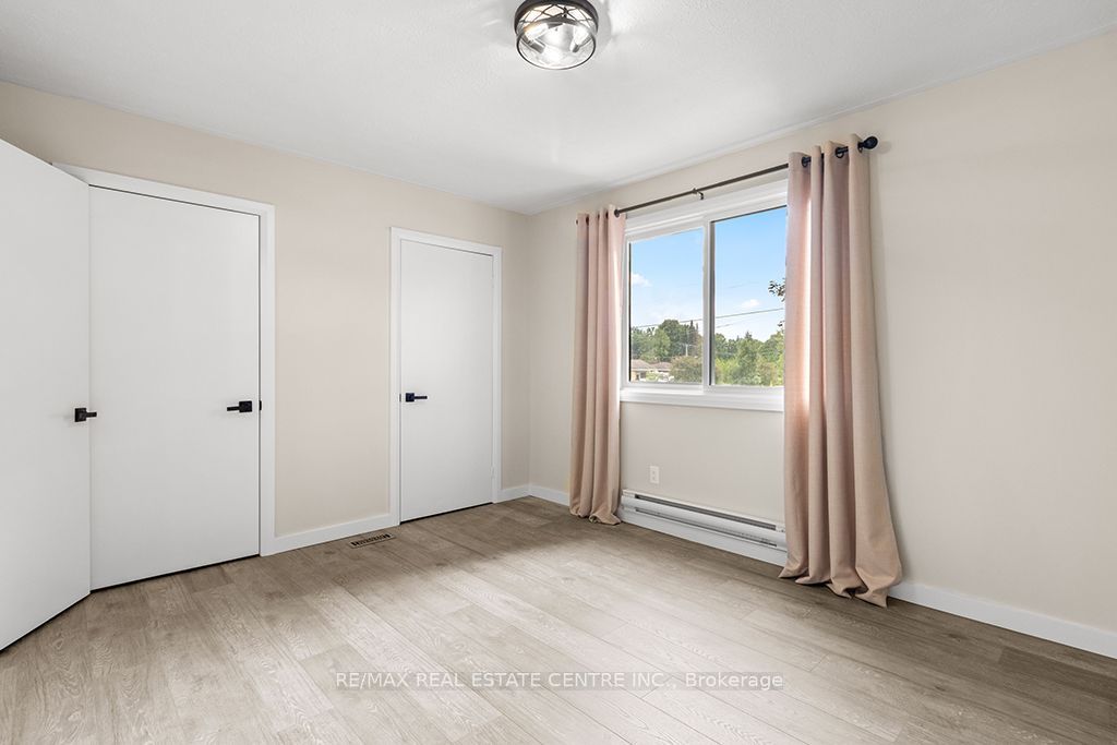 1030 Yonge Street S Property Photo 19