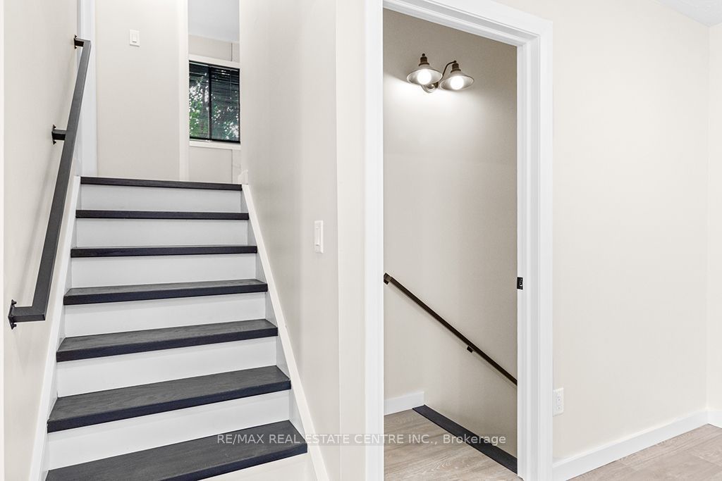 1030 Yonge Street S Property Photo 25
