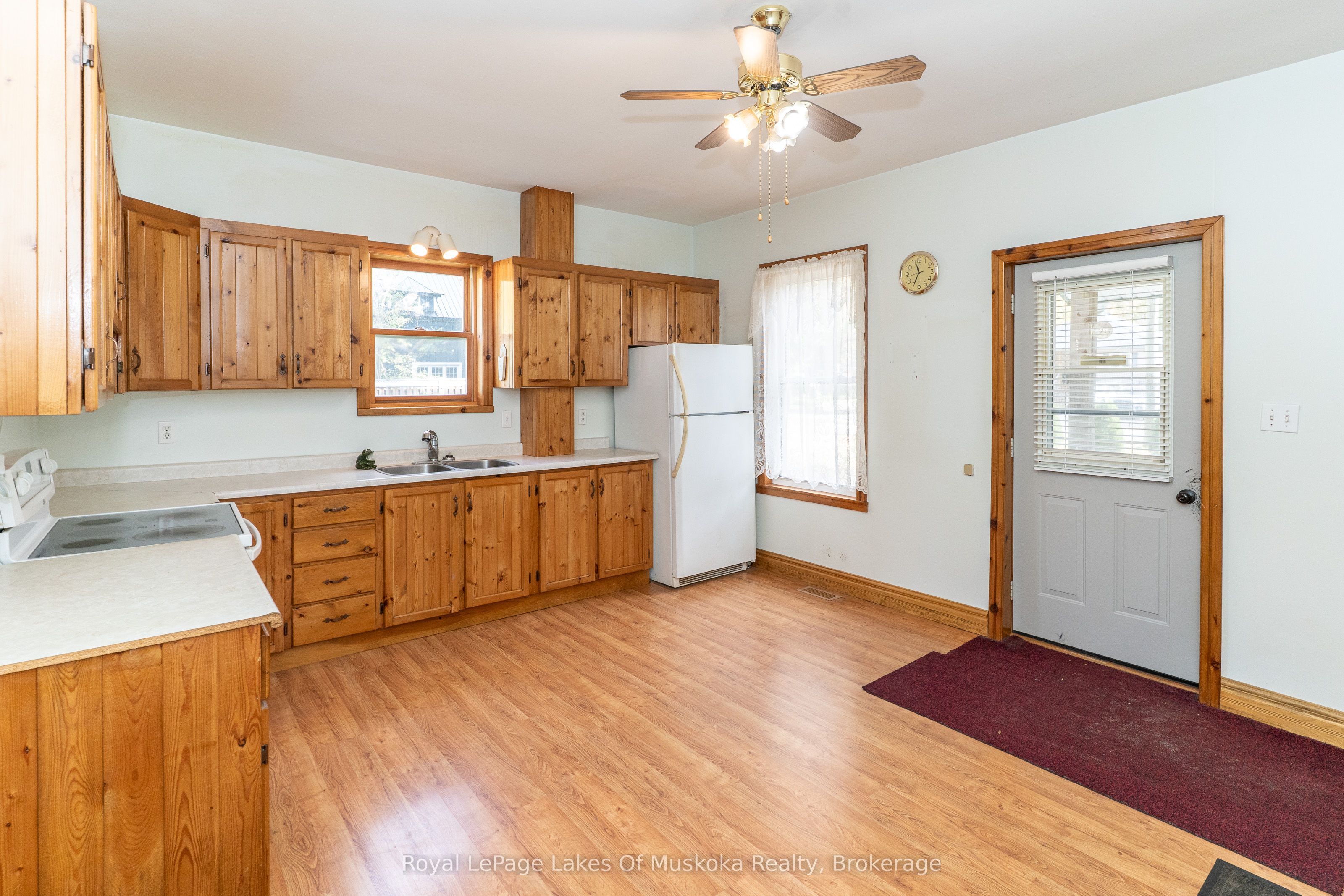 14 Ewing Street Property Photo 8