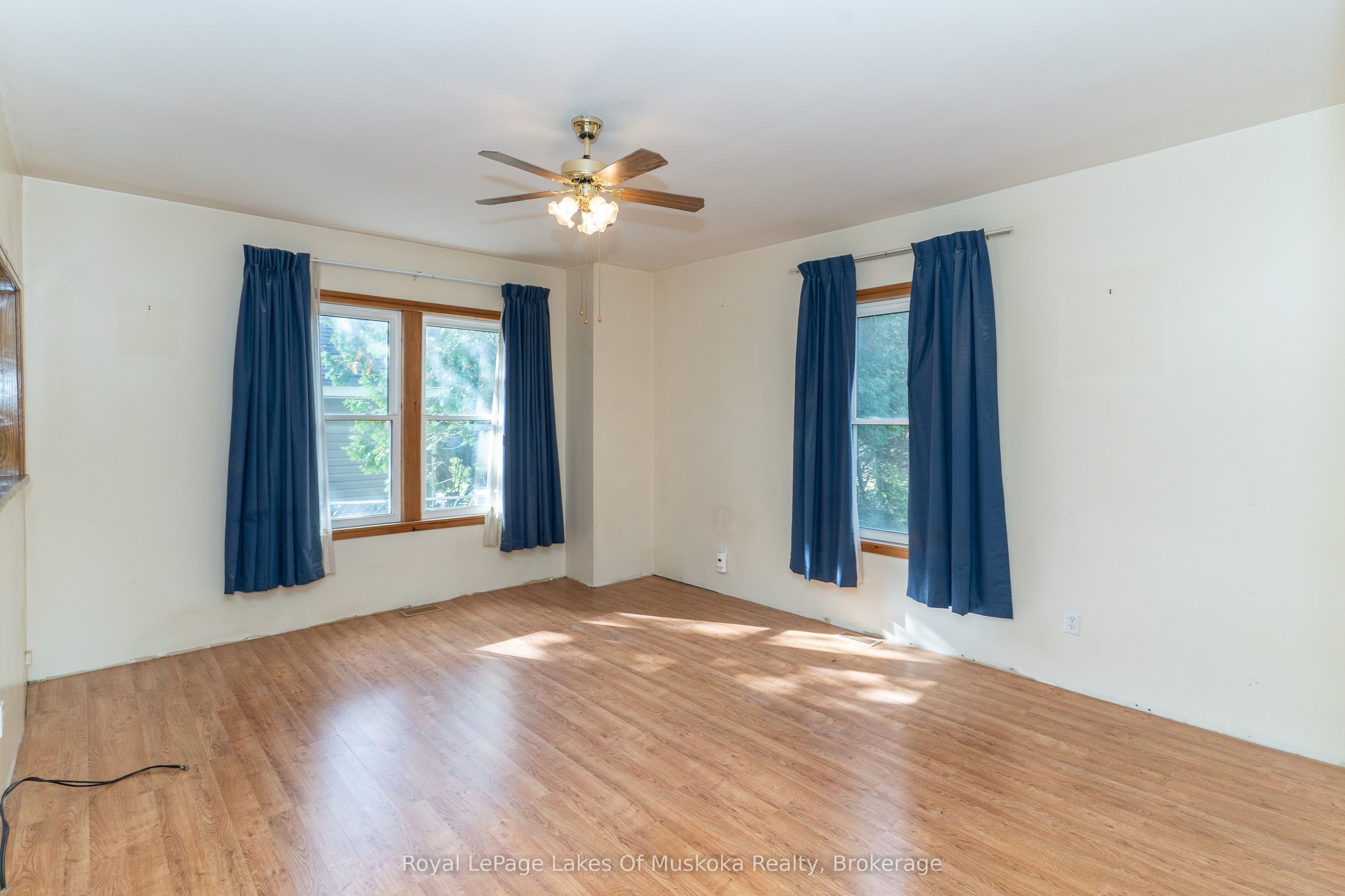 14 Ewing Street Property Photo 10