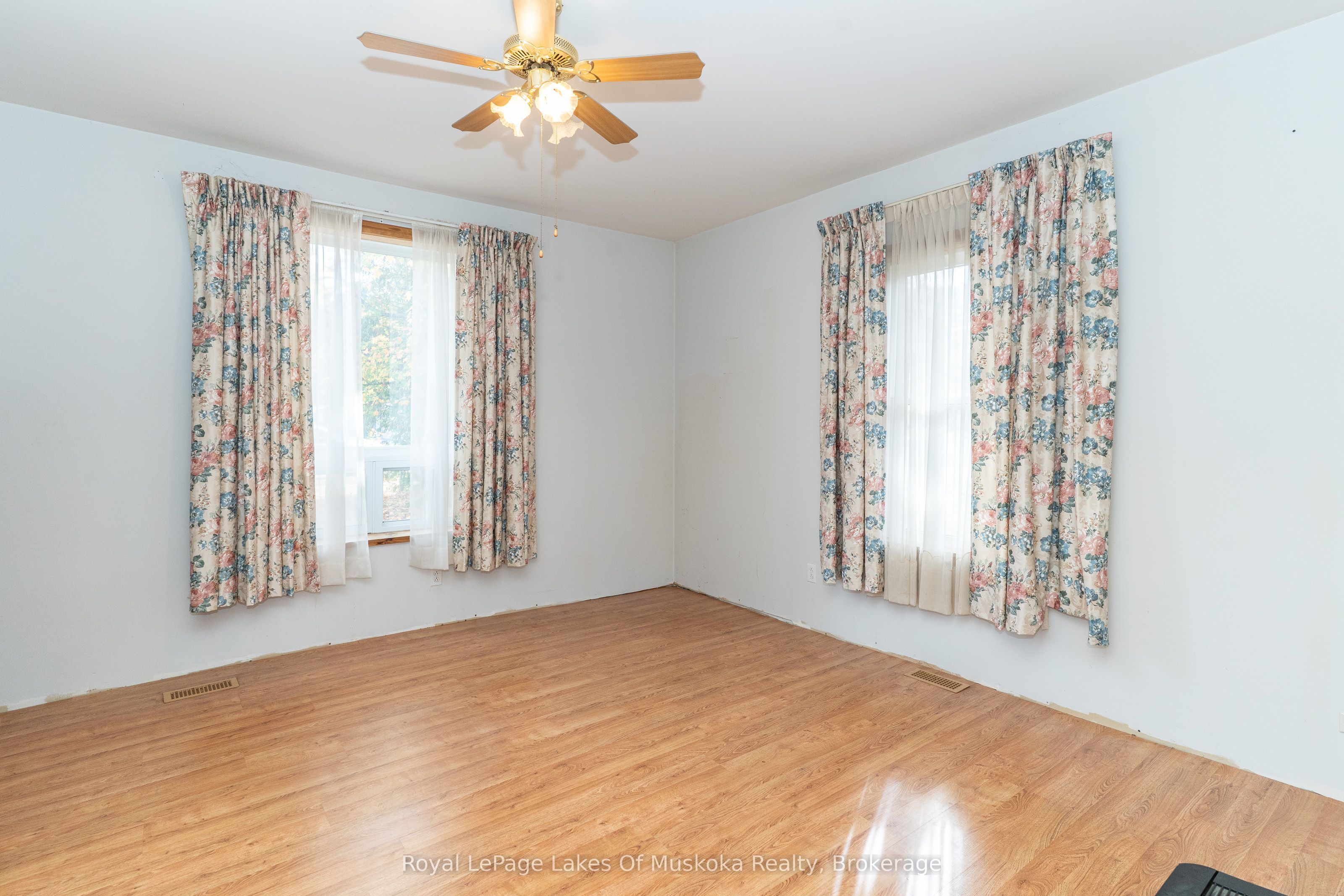 14 Ewing Street Property Photo 12