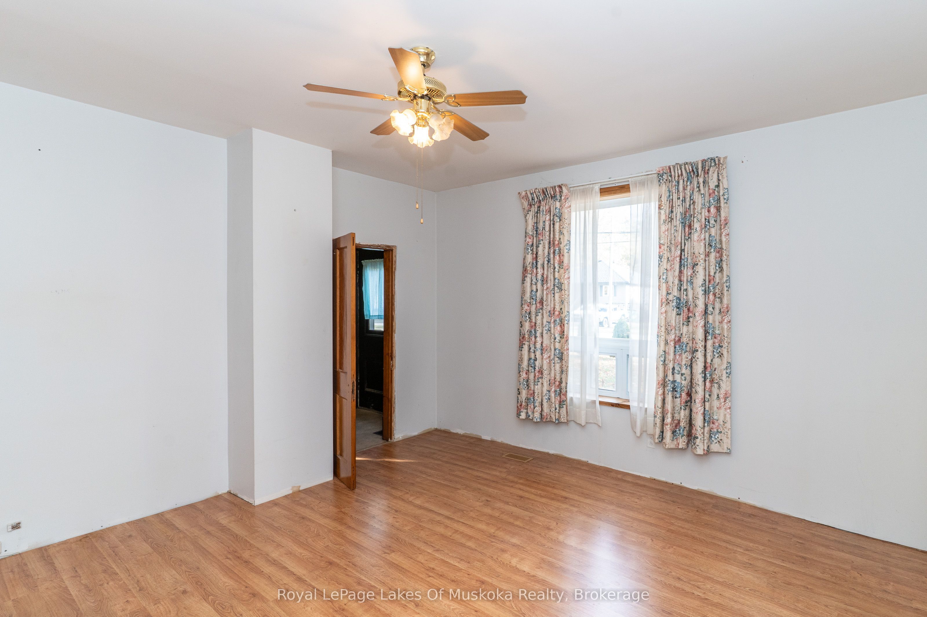 14 Ewing Street Property Photo 13