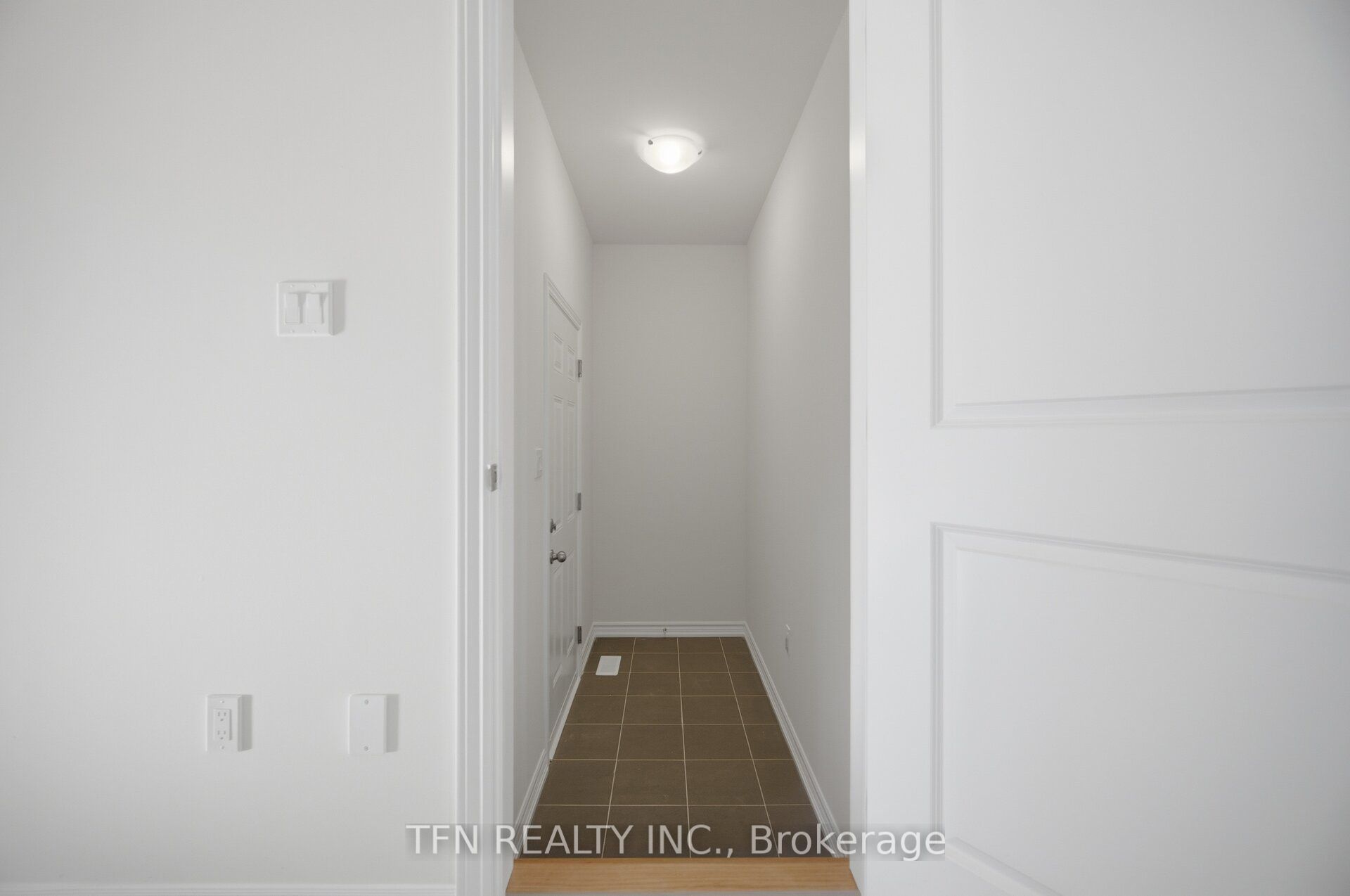 31 Brown Street Property Photo 27