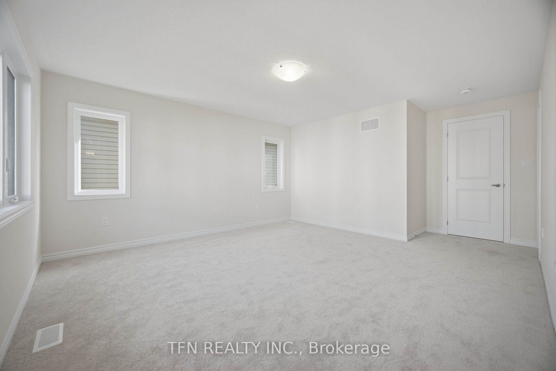 31 Brown Street Property Photo 33