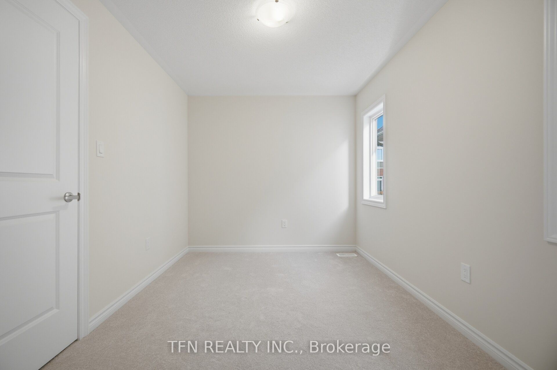 31 Brown Street Property Photo 42