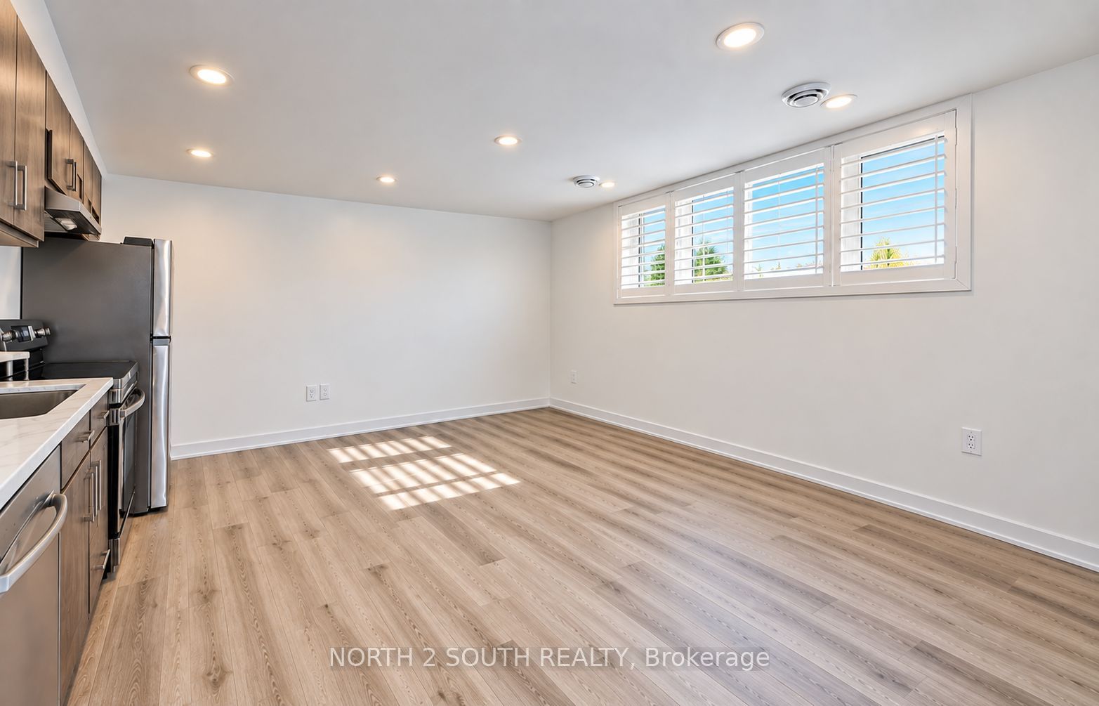 6591 Montrose Road 108 Property Photo 4
