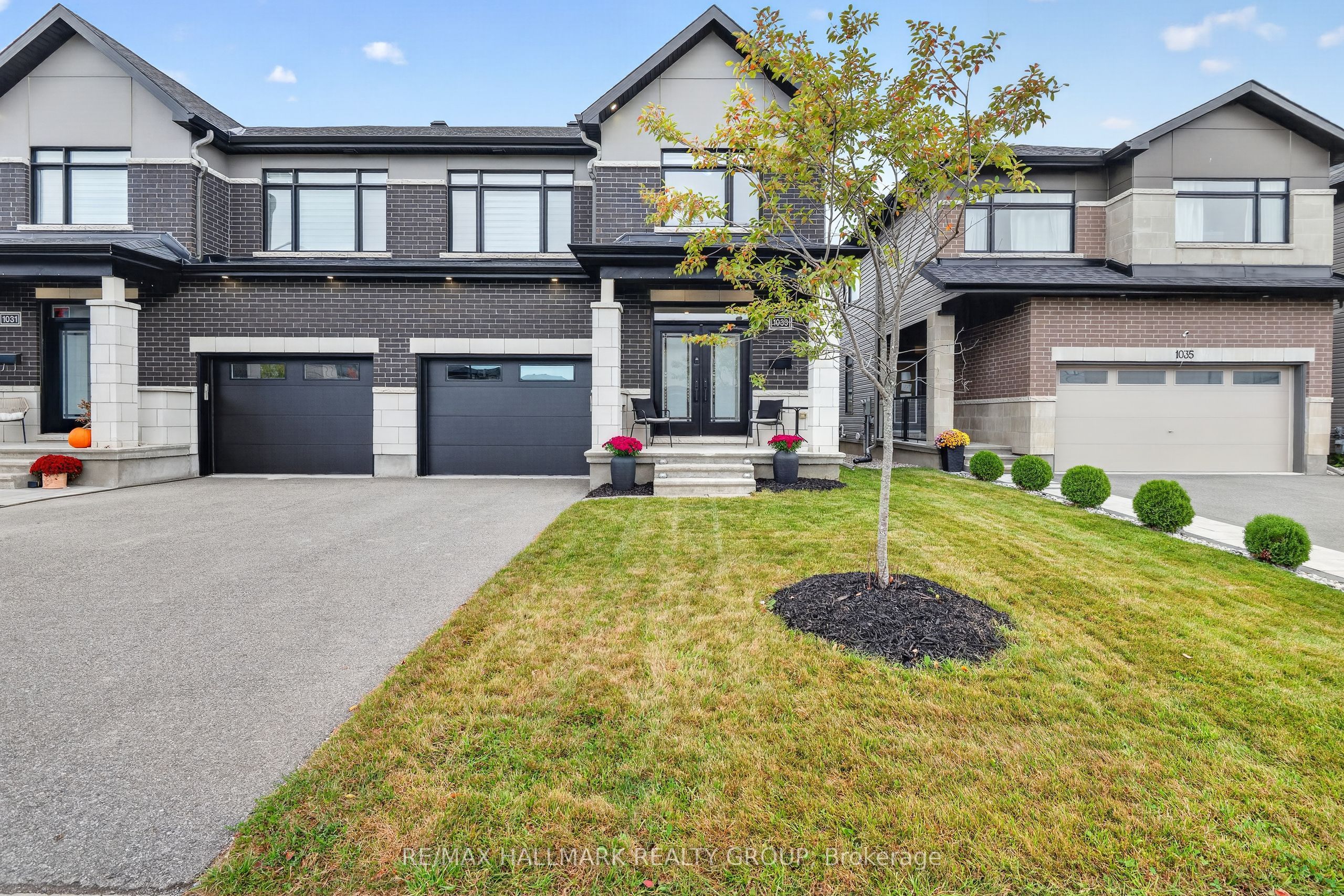 1033 Hydrangea Avenue Property Photo 1