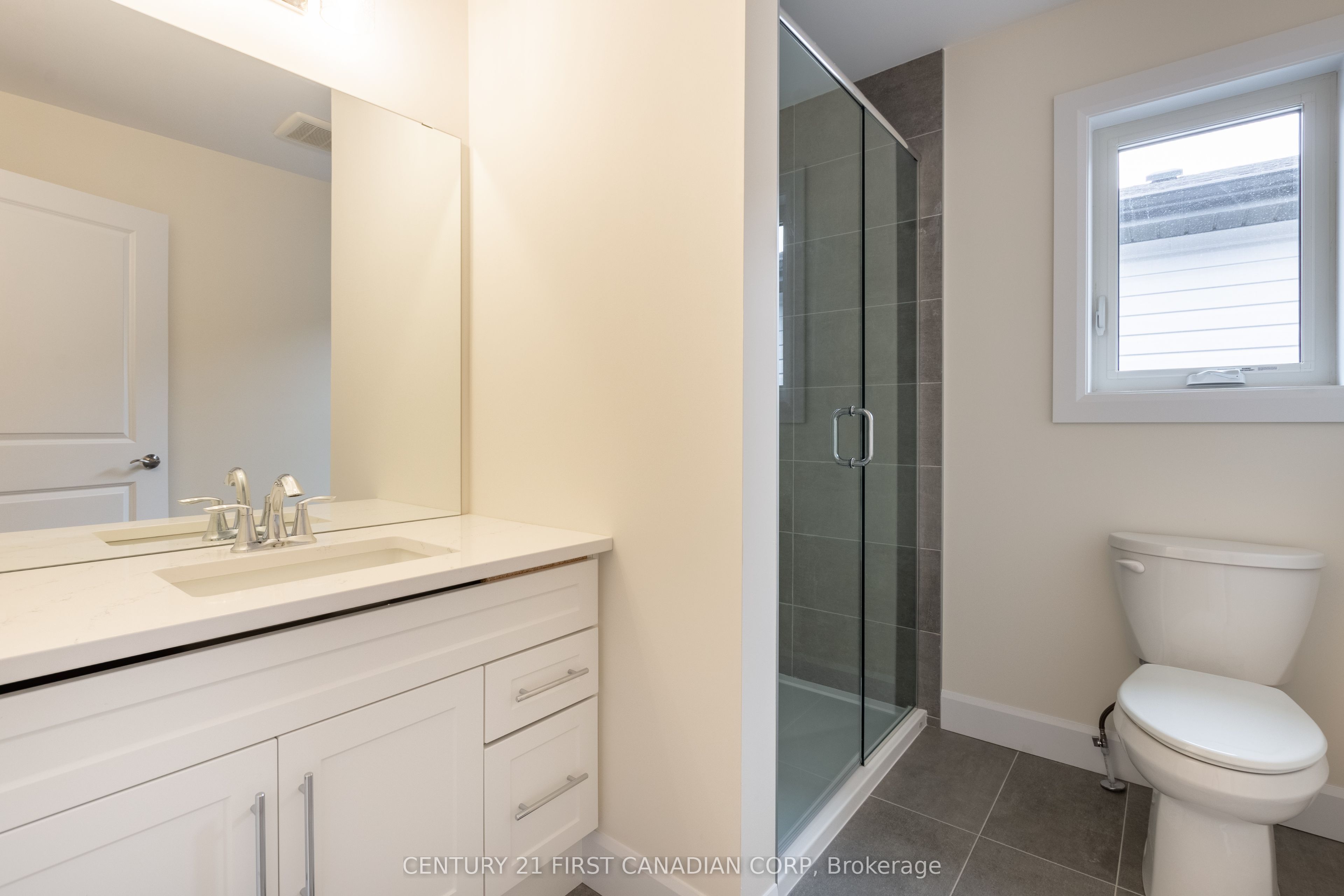 6453 Royal Magnolia Avenue Property Photo 15