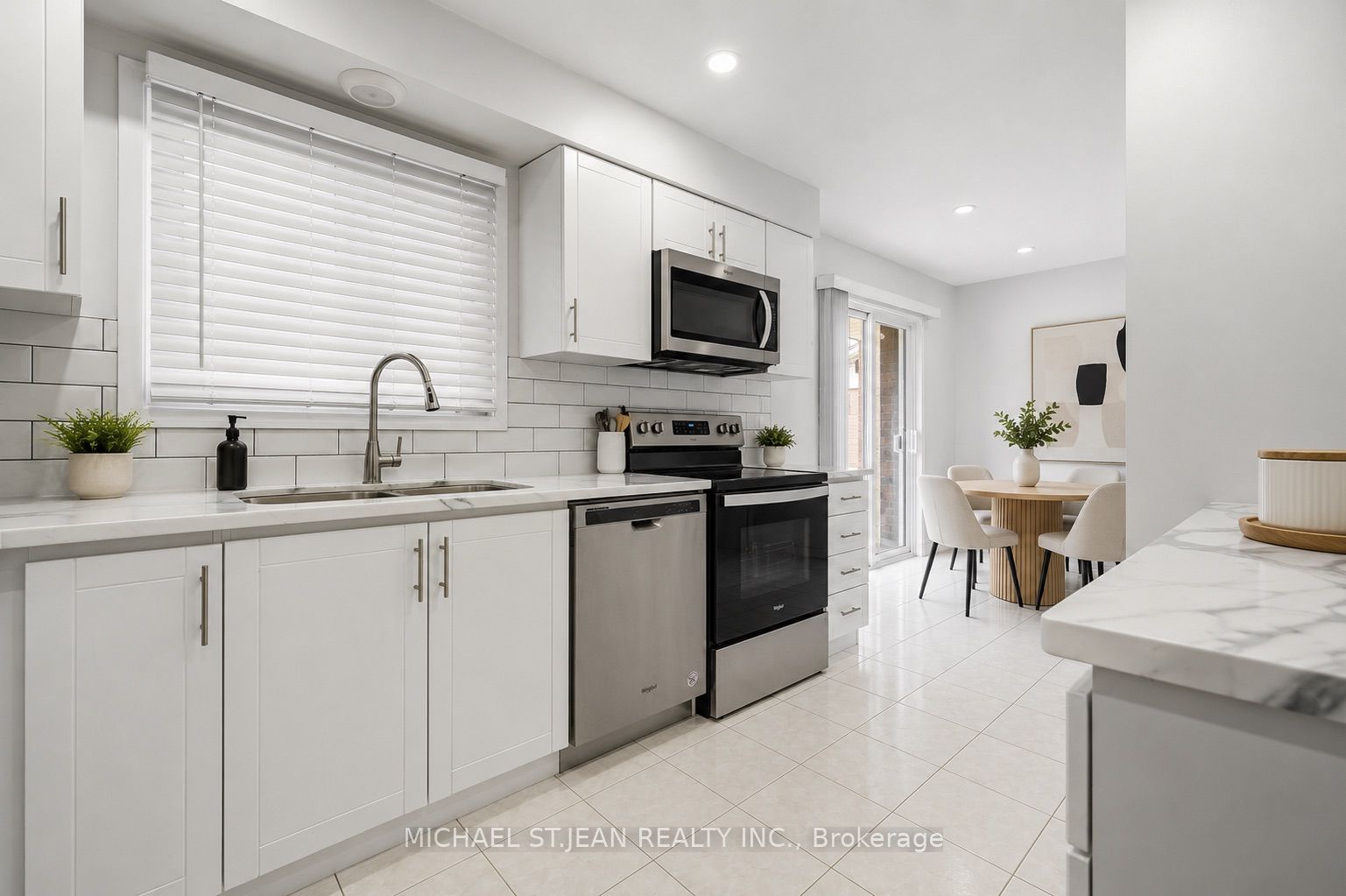 6562 Glengate Street Property Photo 11