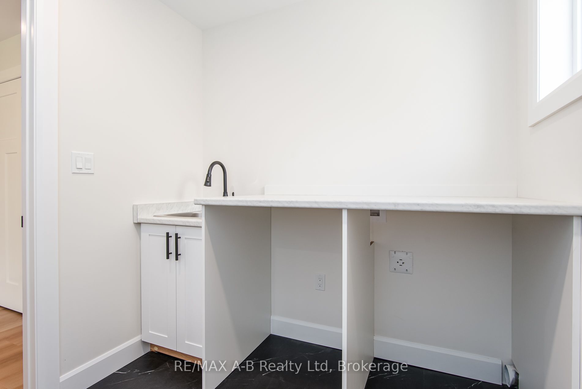 59 Princess Street Property Photo 38