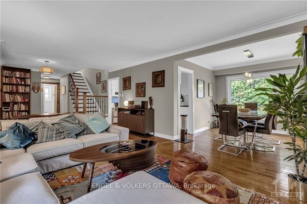 525 Braydon Avenue Property Photo 8
