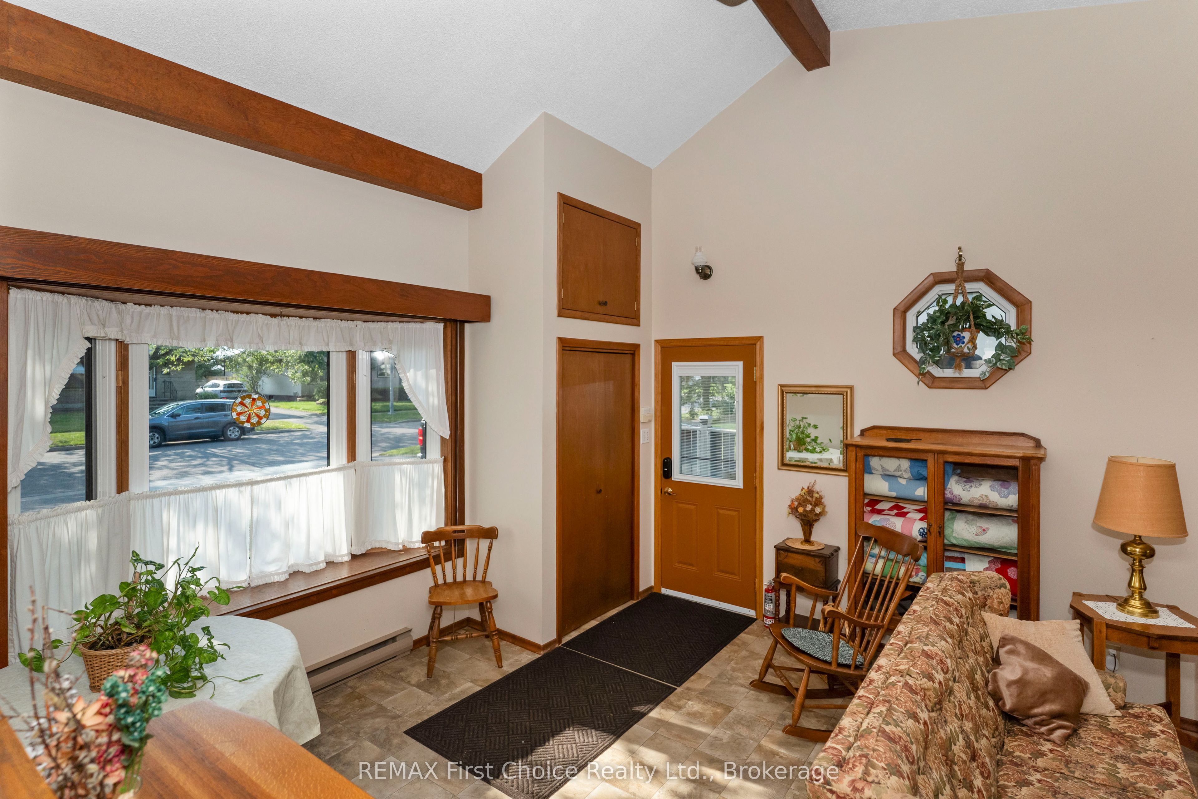 160 Whalen Street Property Photo 17