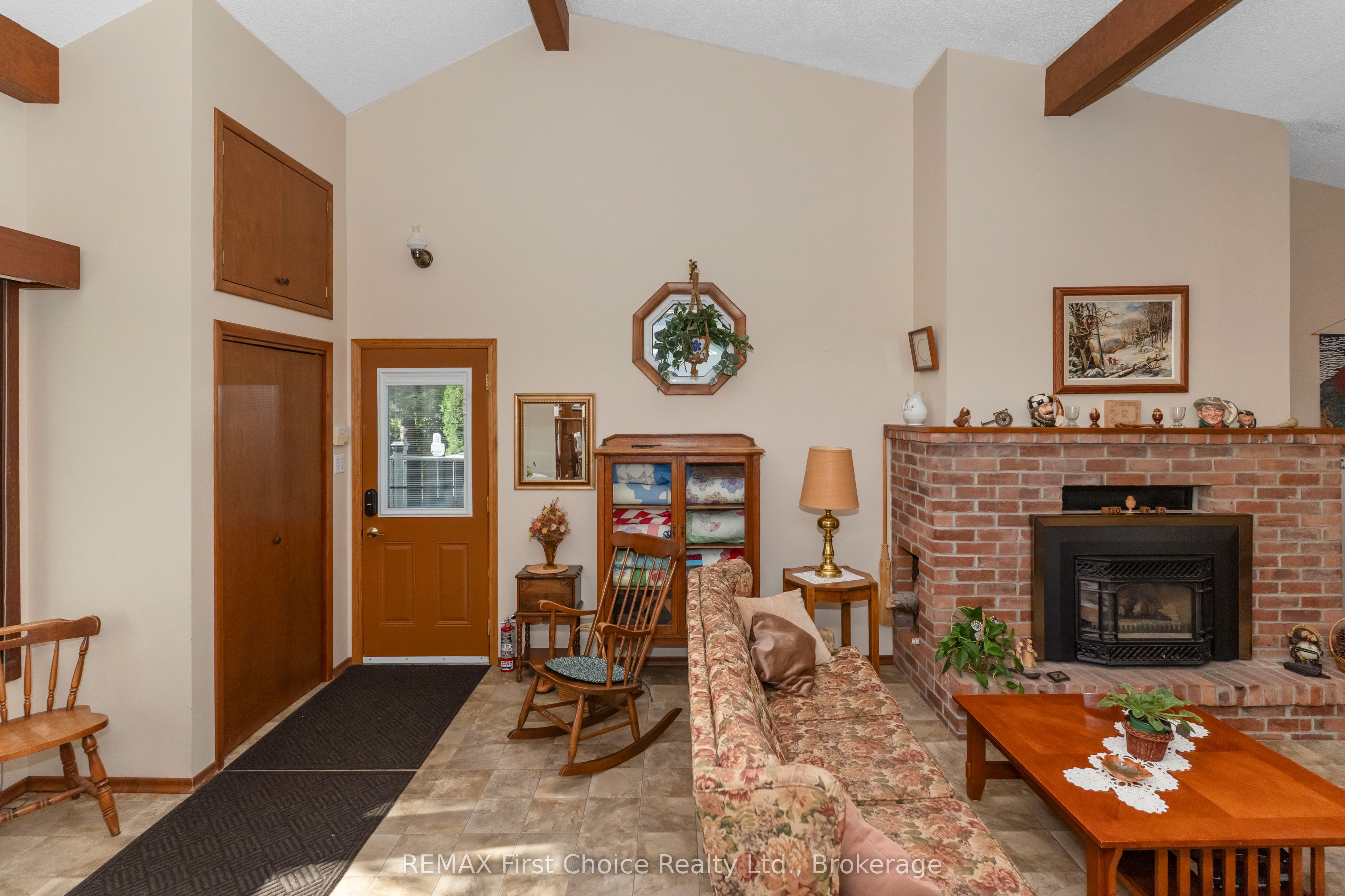 160 Whalen Street Property Photo 18