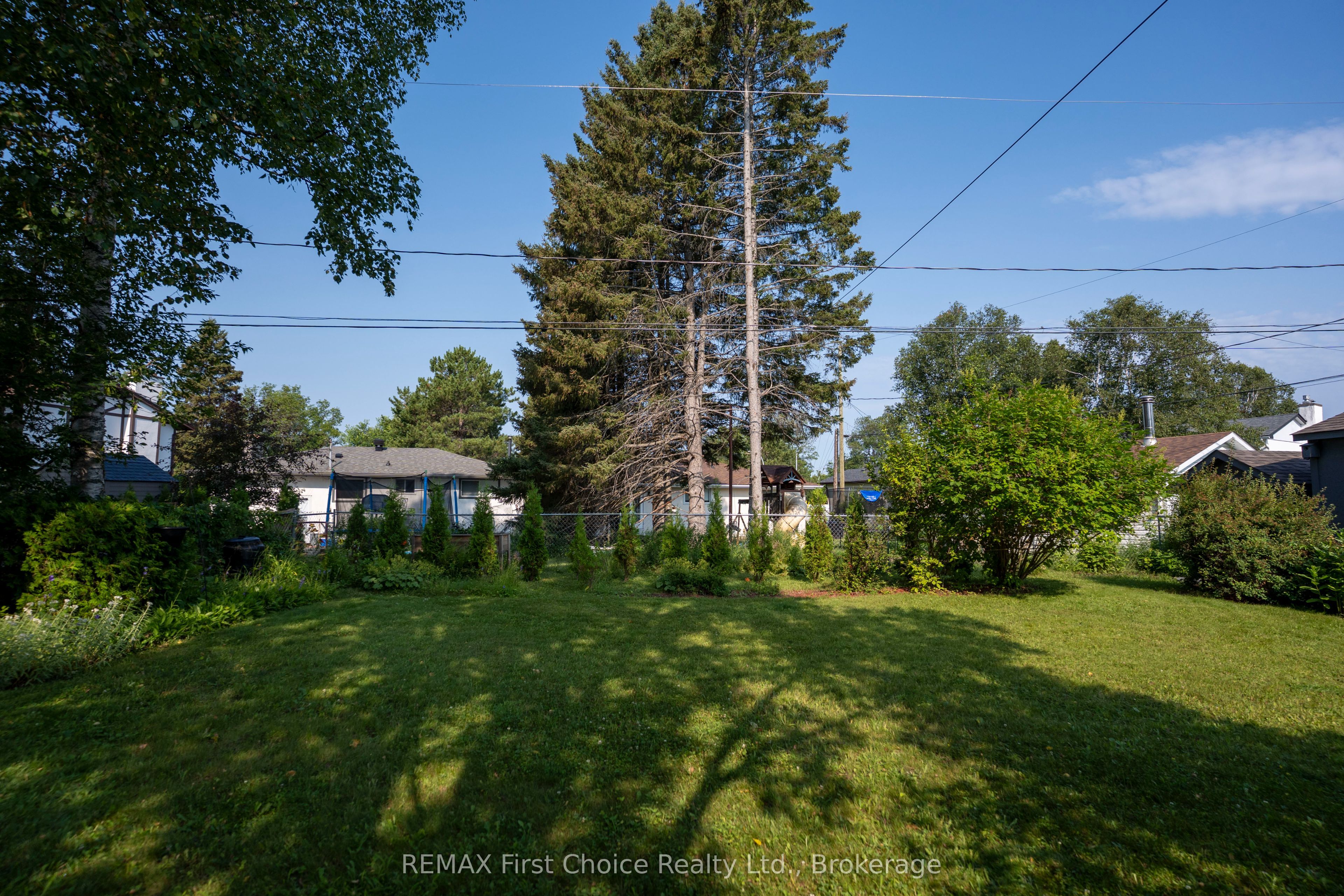 160 Whalen Street Property Photo 46