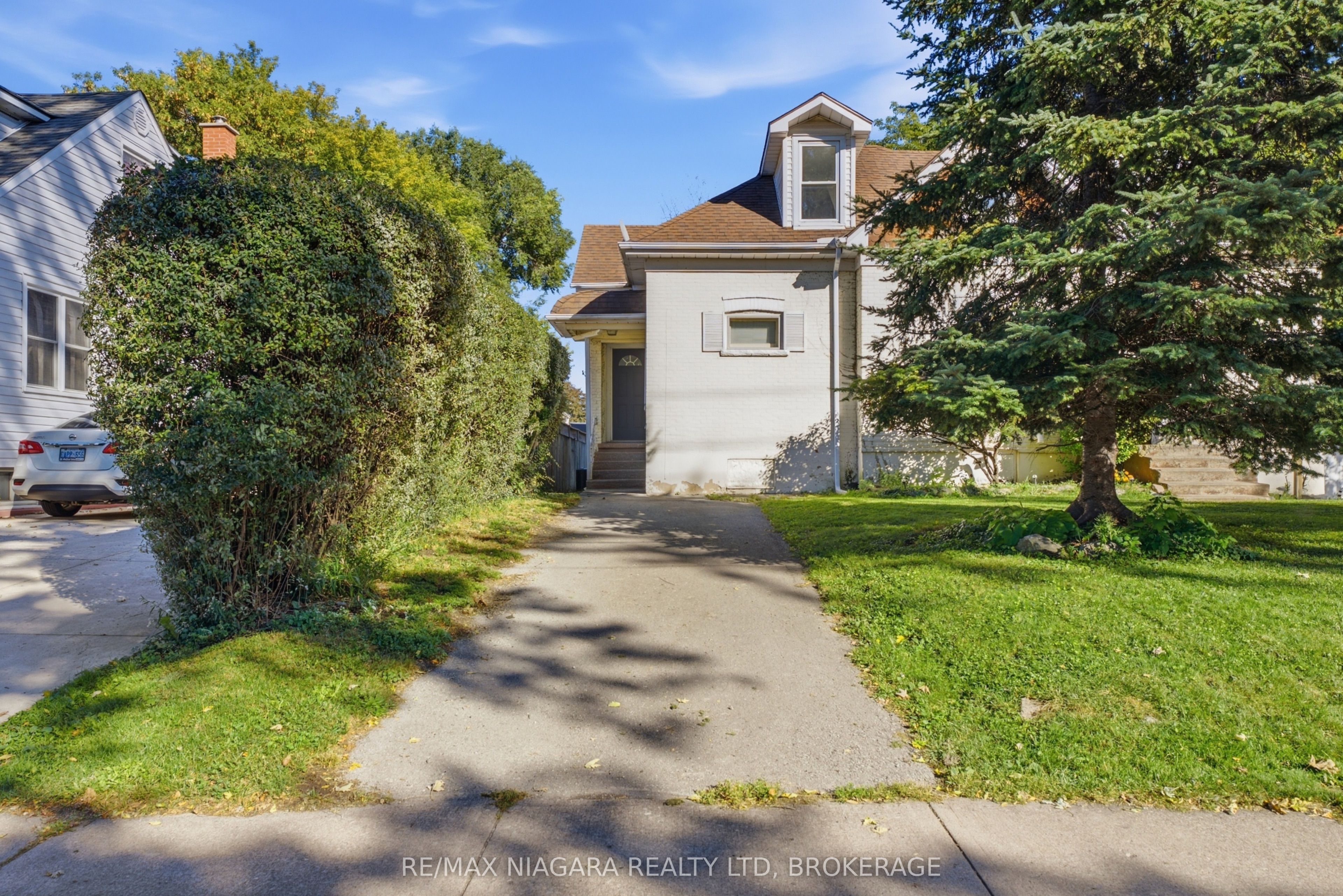 34 Haig Street Upper Property Photo 1