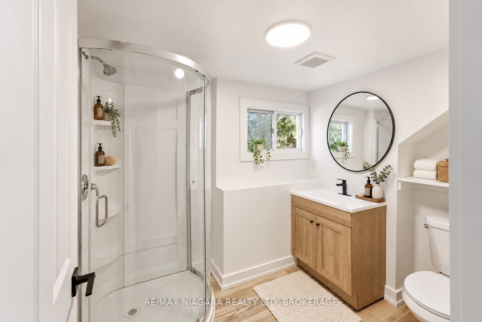 34 Haig Street Upper Property Photo 14