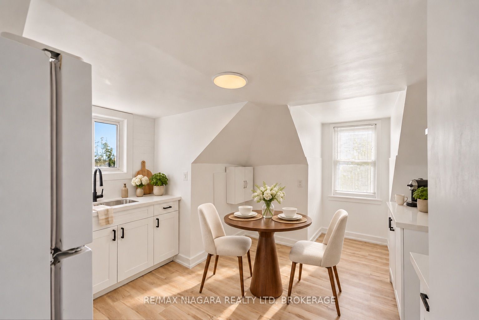 34 Haig Street Upper Property Photo 17