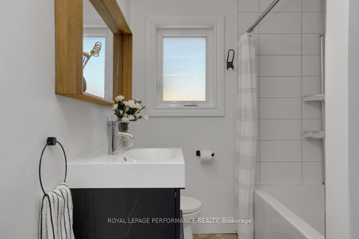 12 Prince Albert Street Property Photo 22