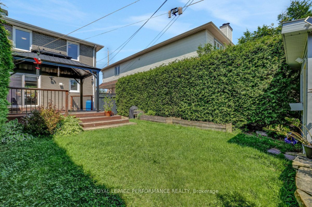 12 Prince Albert Street Property Photo 44