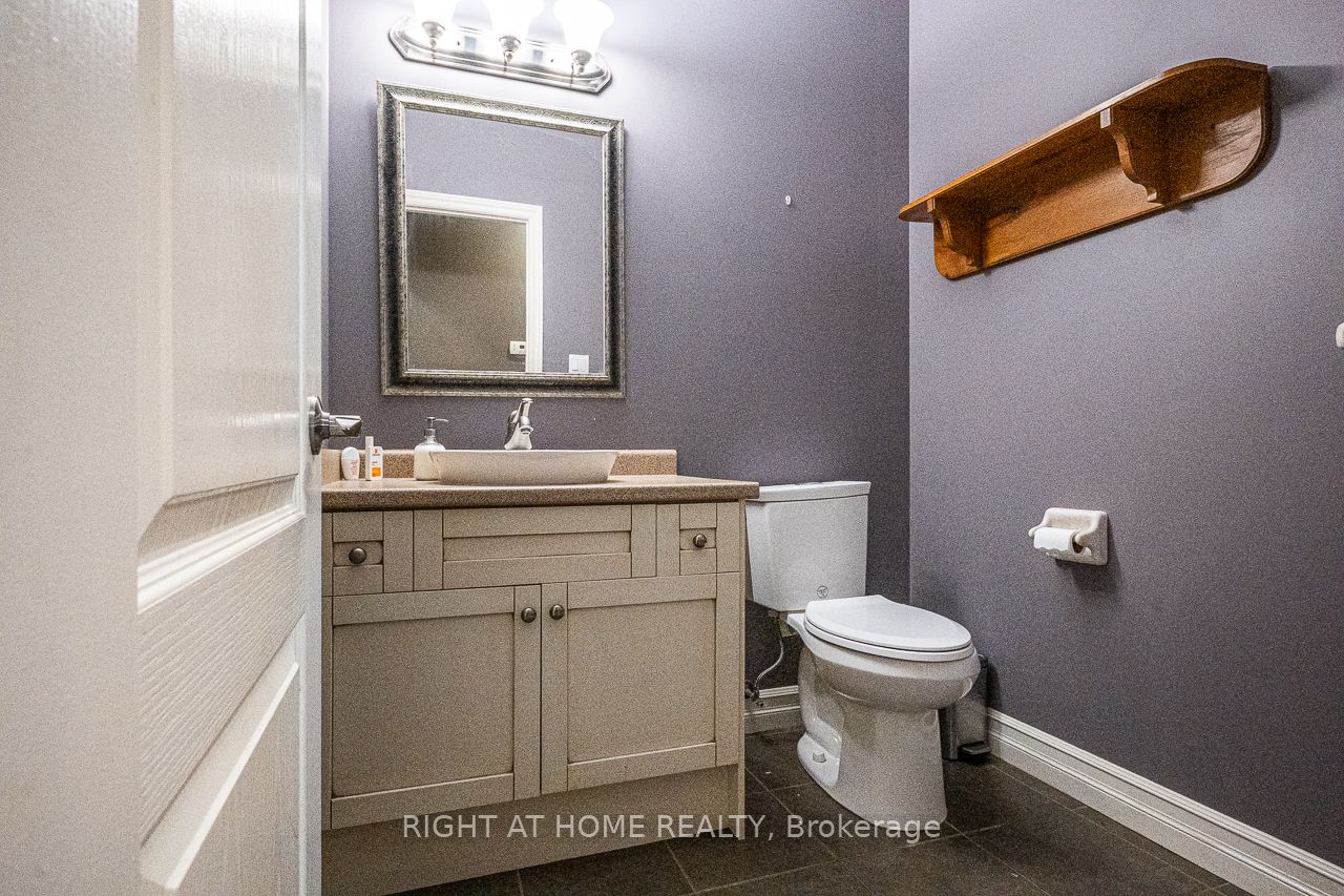 1366 Kains Woods Terrace Property Photo 19