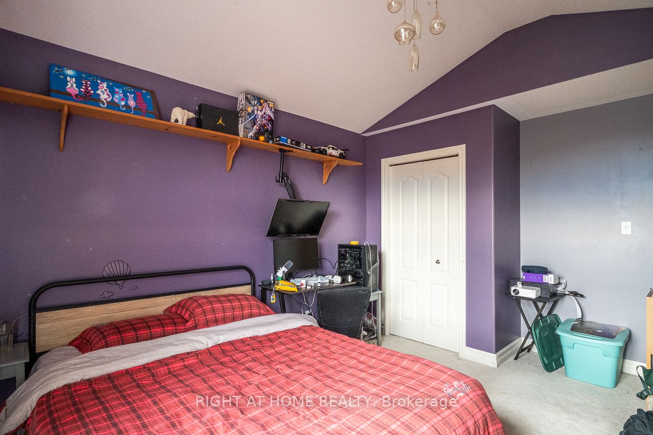 1366 Kains Woods Terrace Property Photo 25