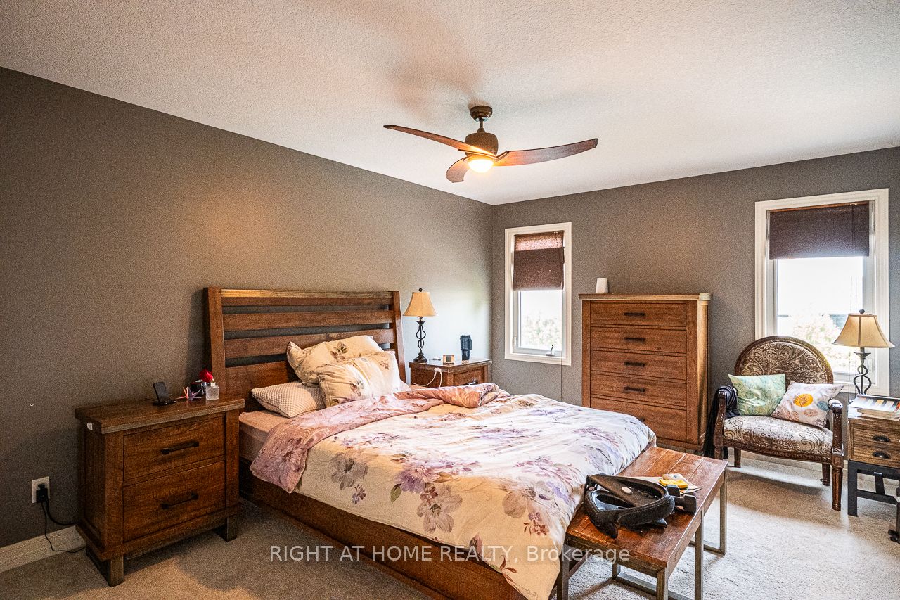 1366 Kains Woods Terrace Property Photo 30