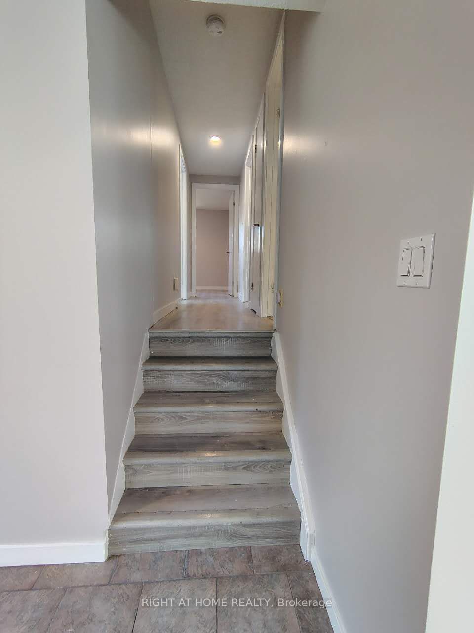 78 Olympic Crescent Property Photo 10