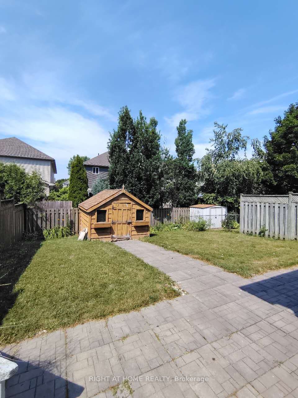 78 Olympic Crescent Property Photo 35
