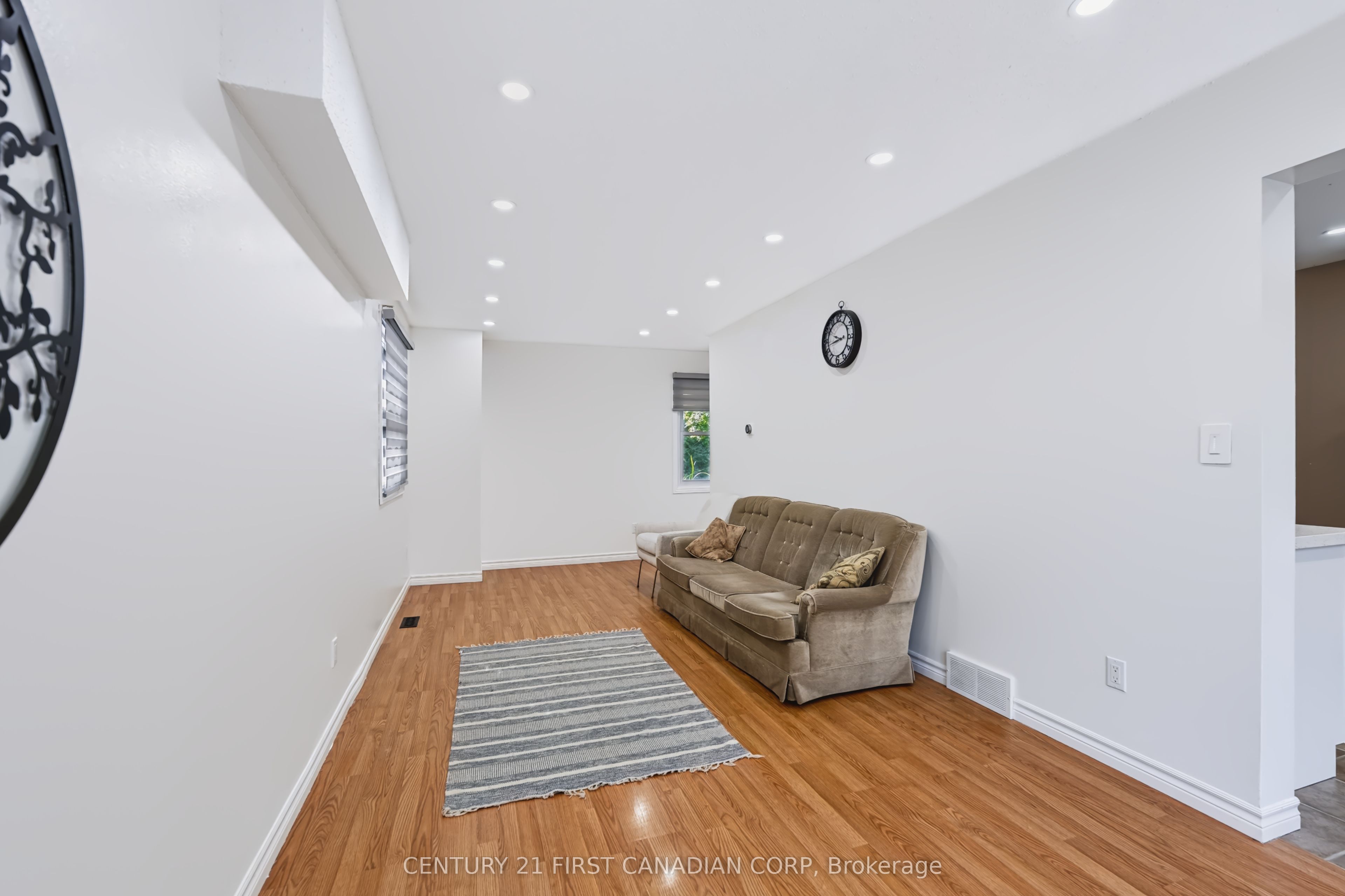 159 Walmer Gardens Property Photo 13