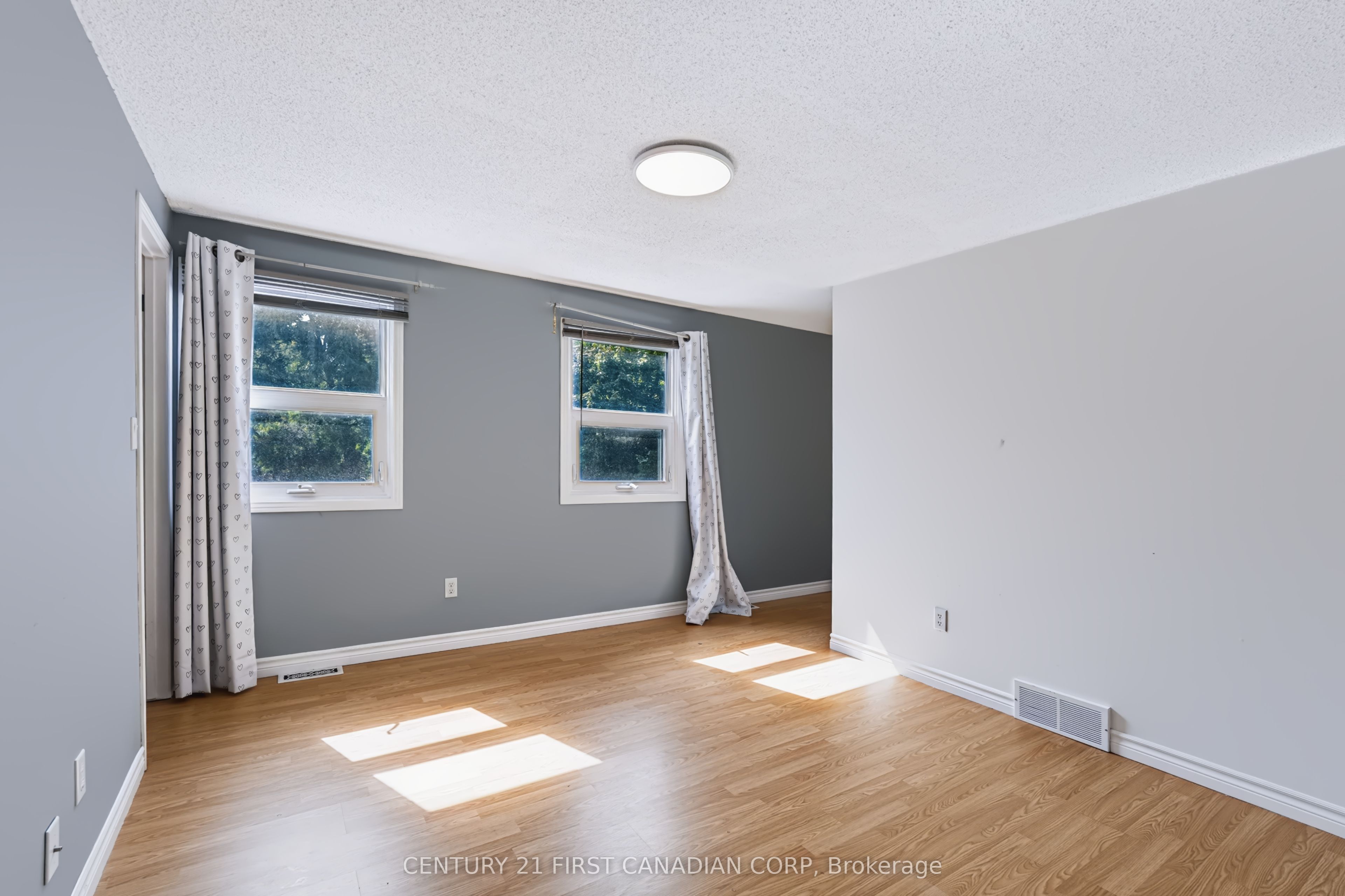 159 Walmer Gardens Property Photo 26
