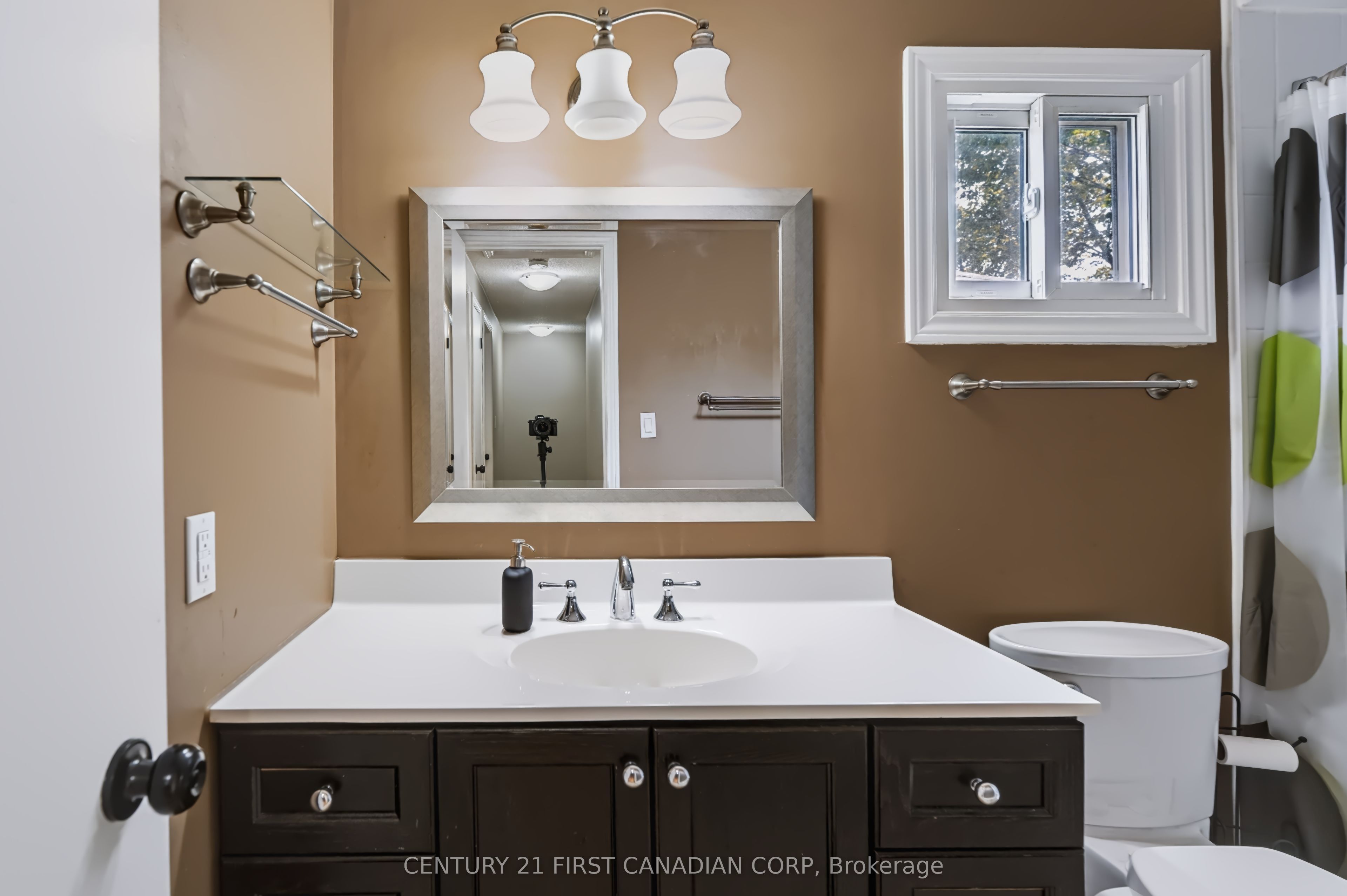 159 Walmer Gardens Property Photo 36