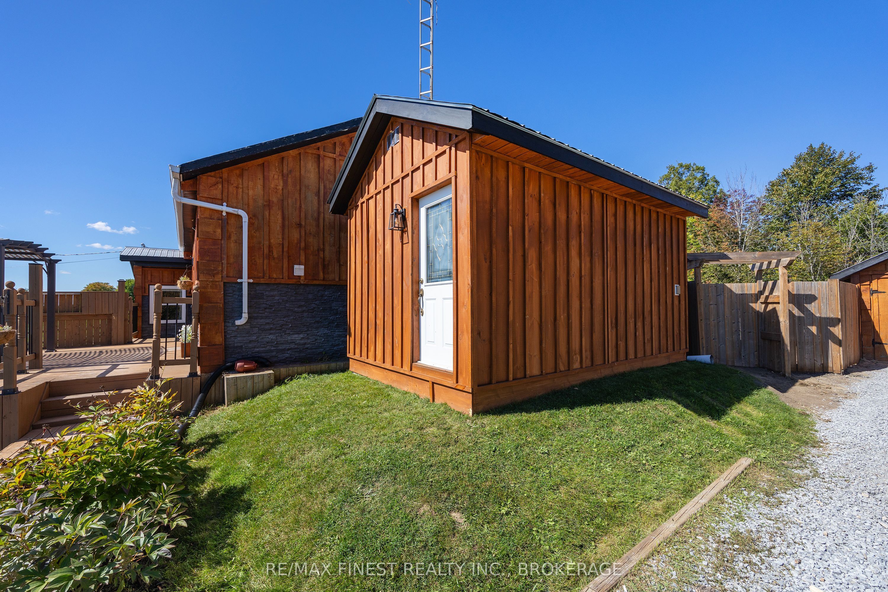 571 Centreville Road Property Photo 28
