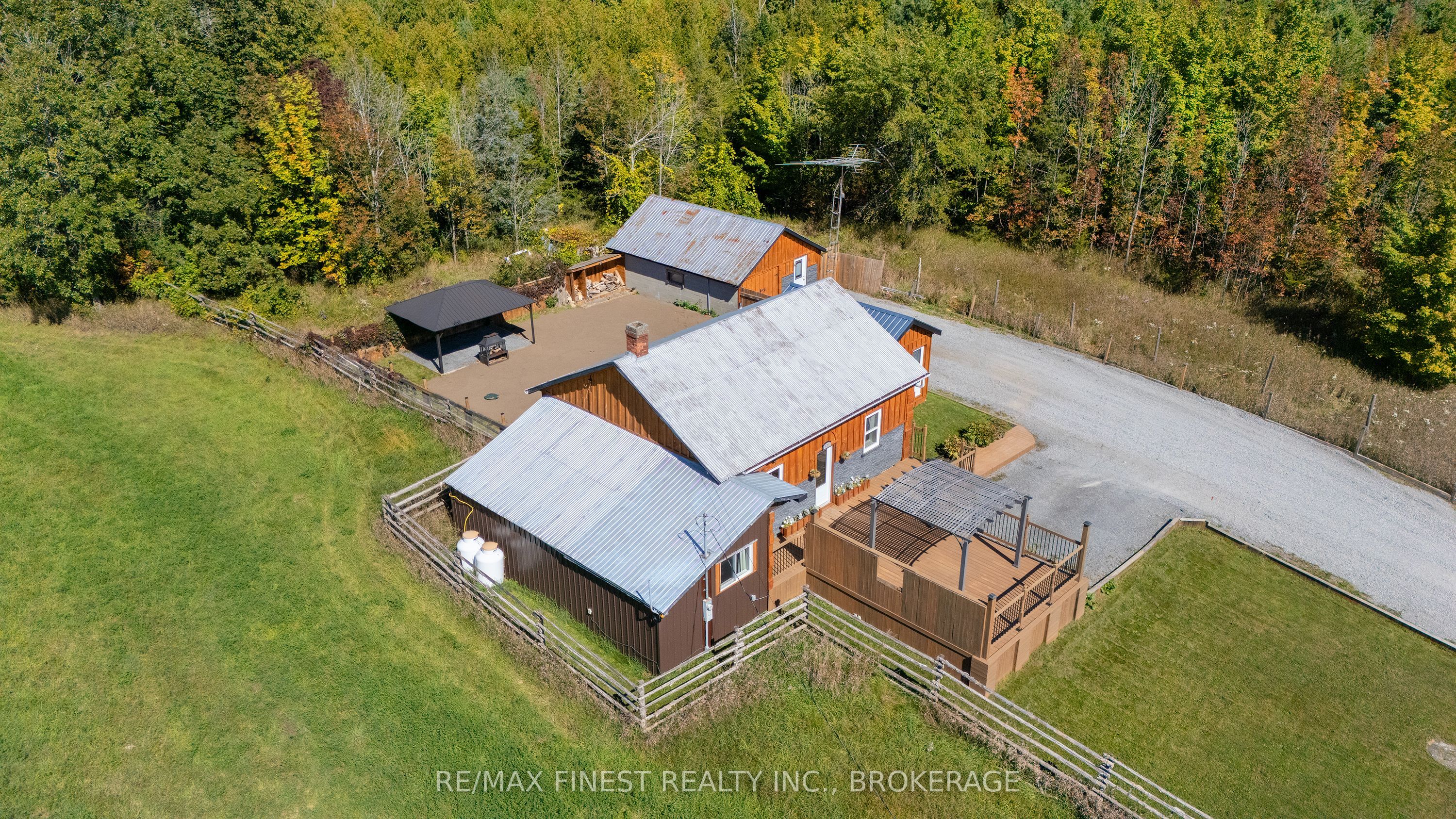 571 Centreville Road Property Photo 41