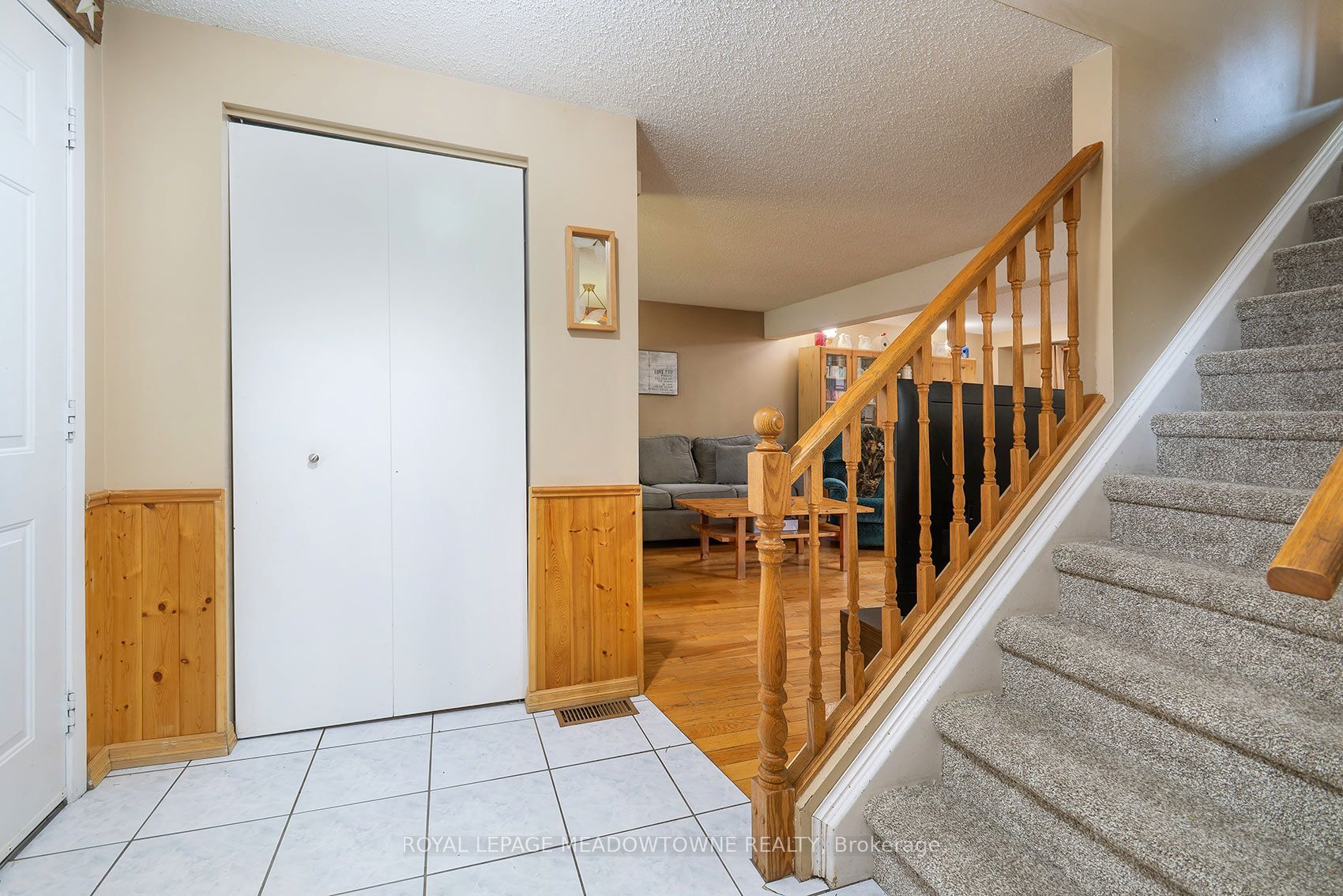 209 Elmira Road S Property Photo 15