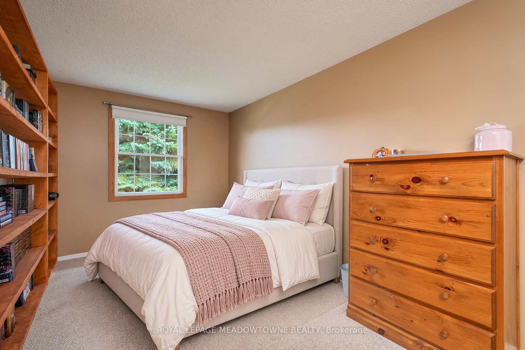 209 Elmira Road S Property Photo 20