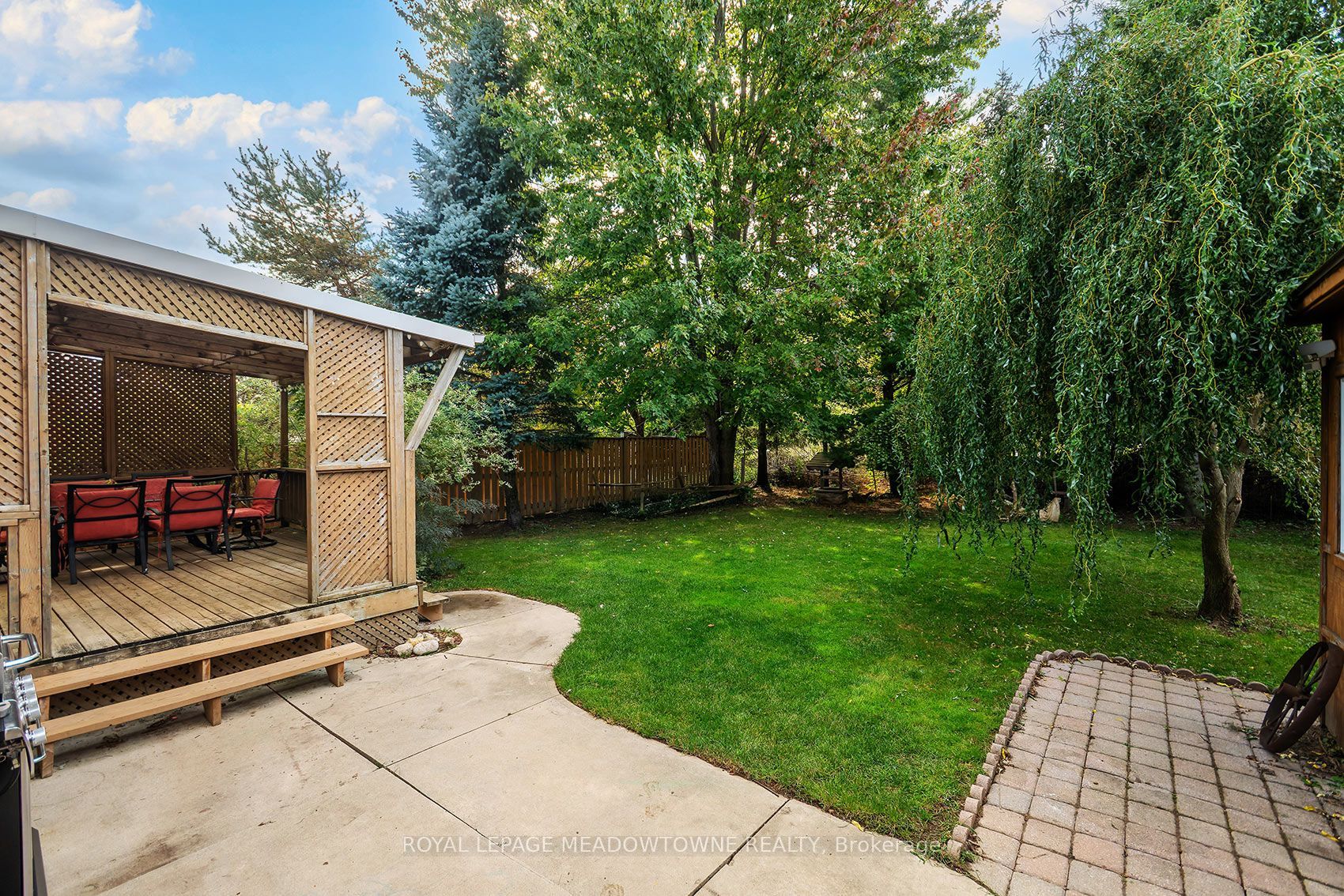 209 Elmira Road S Property Photo 31