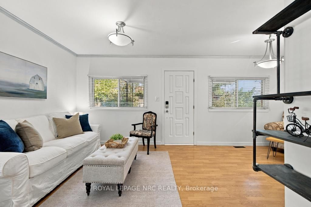 17 Wanda Road Property Photo 4