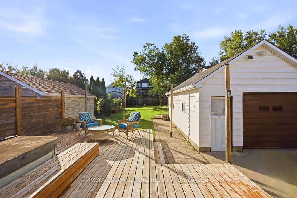 17 Wanda Road Property Photo 23
