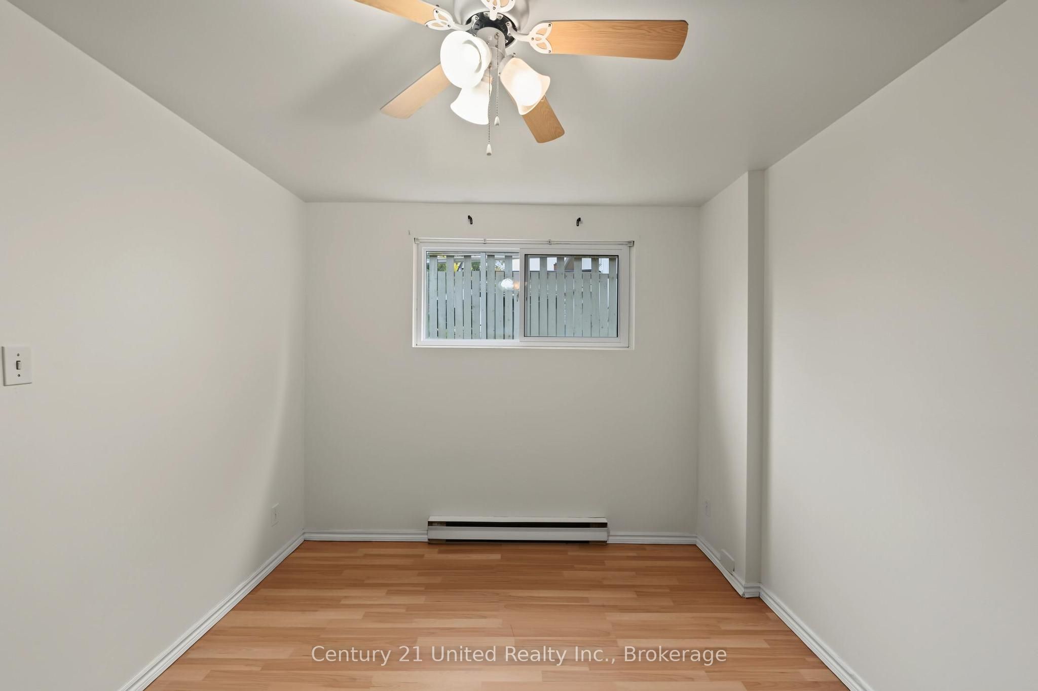 198 Aylmer Street N Property Photo 31