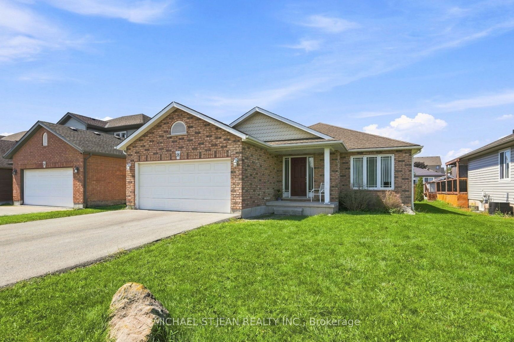 58 Saturn Road Property Photo 3