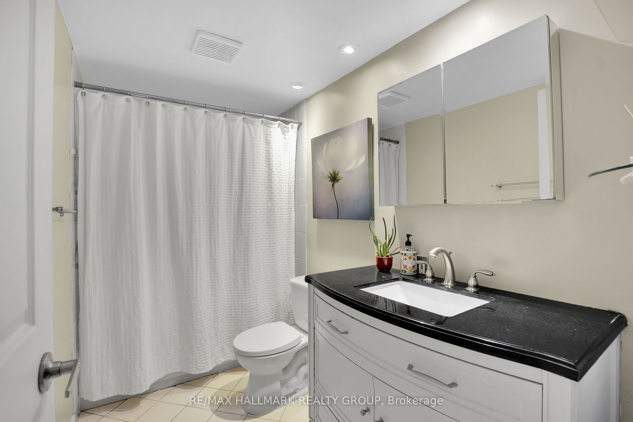 525 Hilson Avenue 6 Property Photo 20