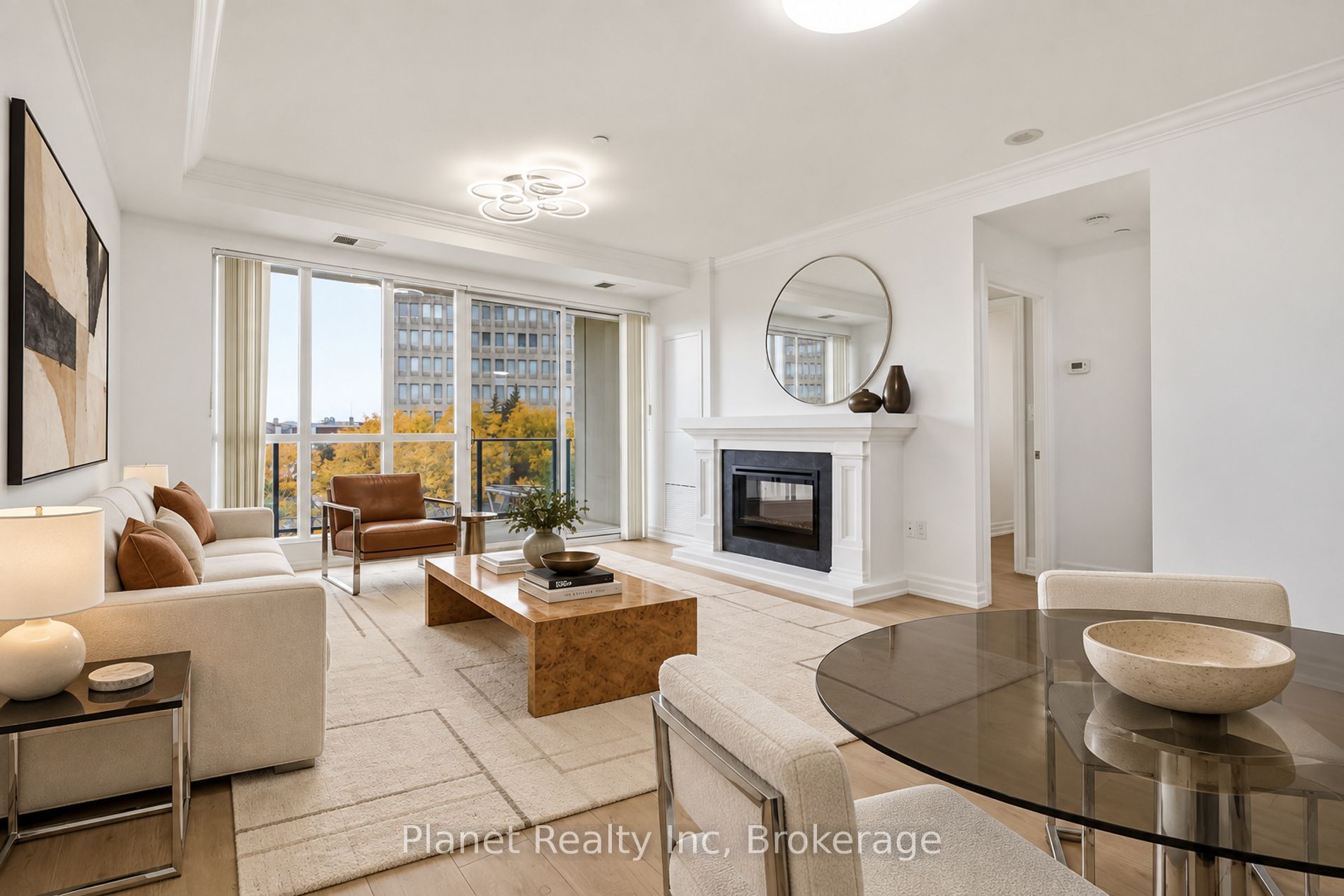 160 Macdonell Street 508 Property Photo 2