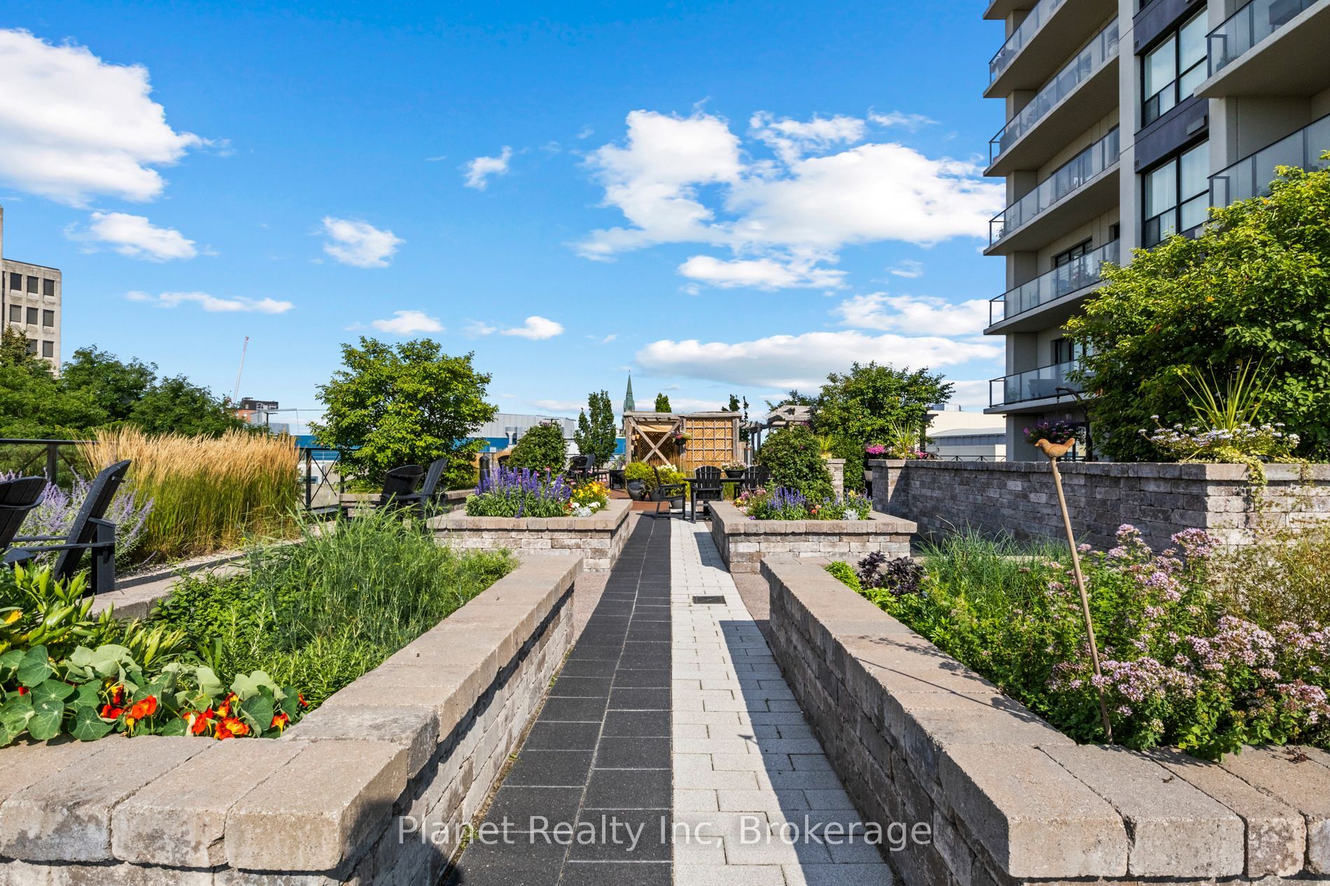 160 Macdonell Street 508 Property Photo 23