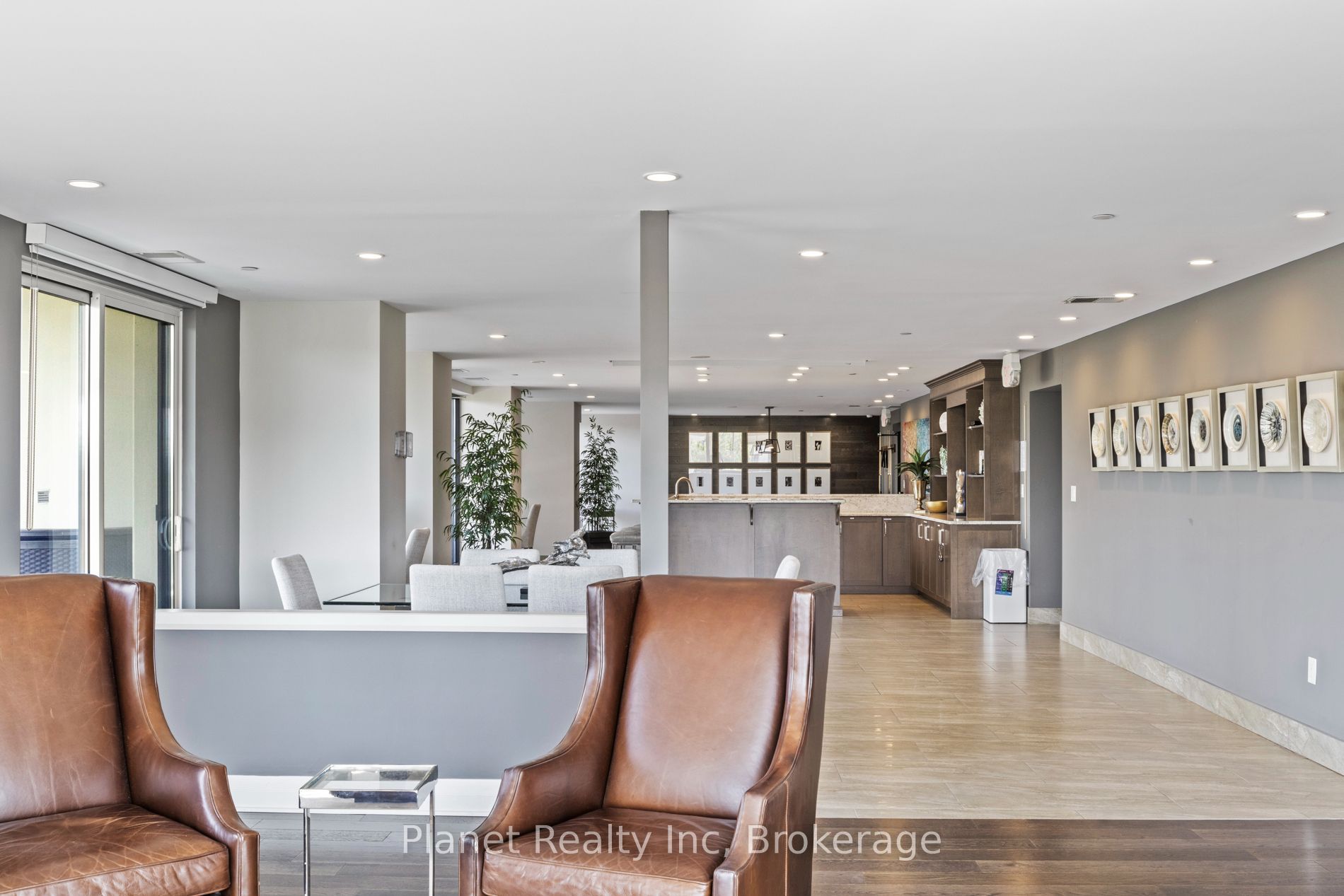 160 Macdonell Street 508 Property Photo 26