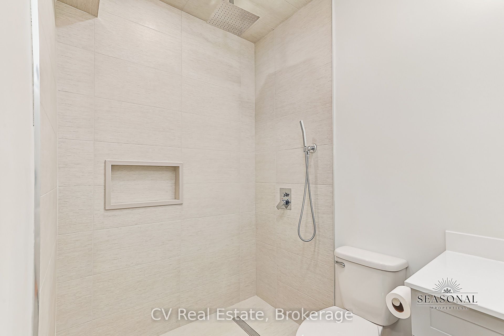 157 Springside Crescent Property Photo 41